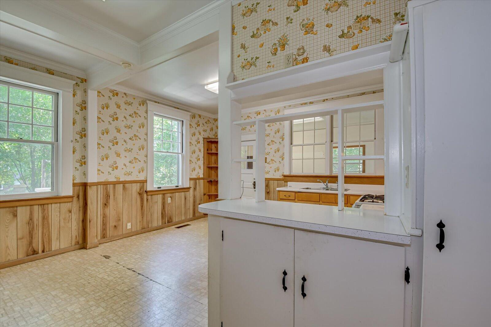 724 MONTE SANO Avenue