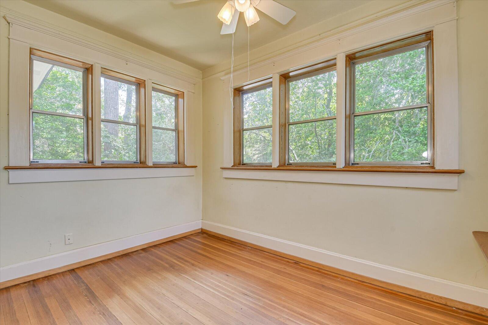 724 MONTE SANO Avenue