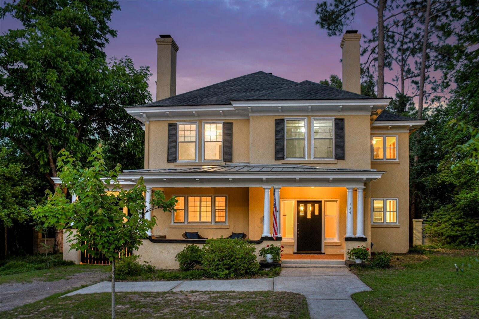 724 MONTE SANO Avenue