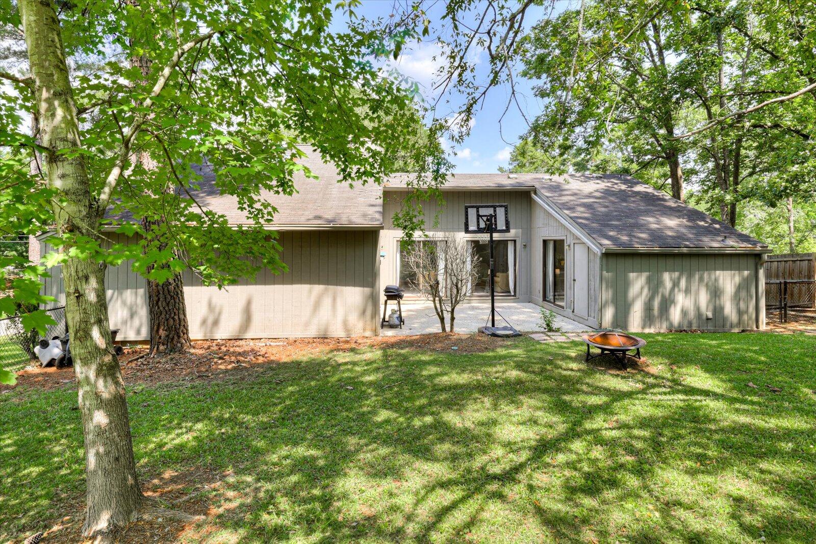 1218 RIVER RIDGE Drive