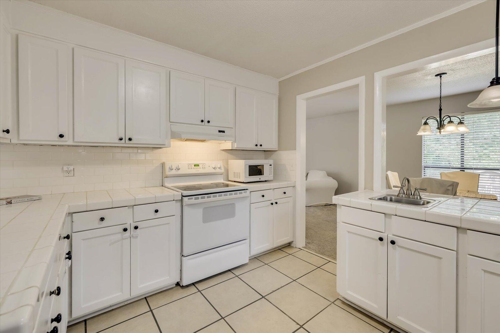 1218 RIVER RIDGE Drive