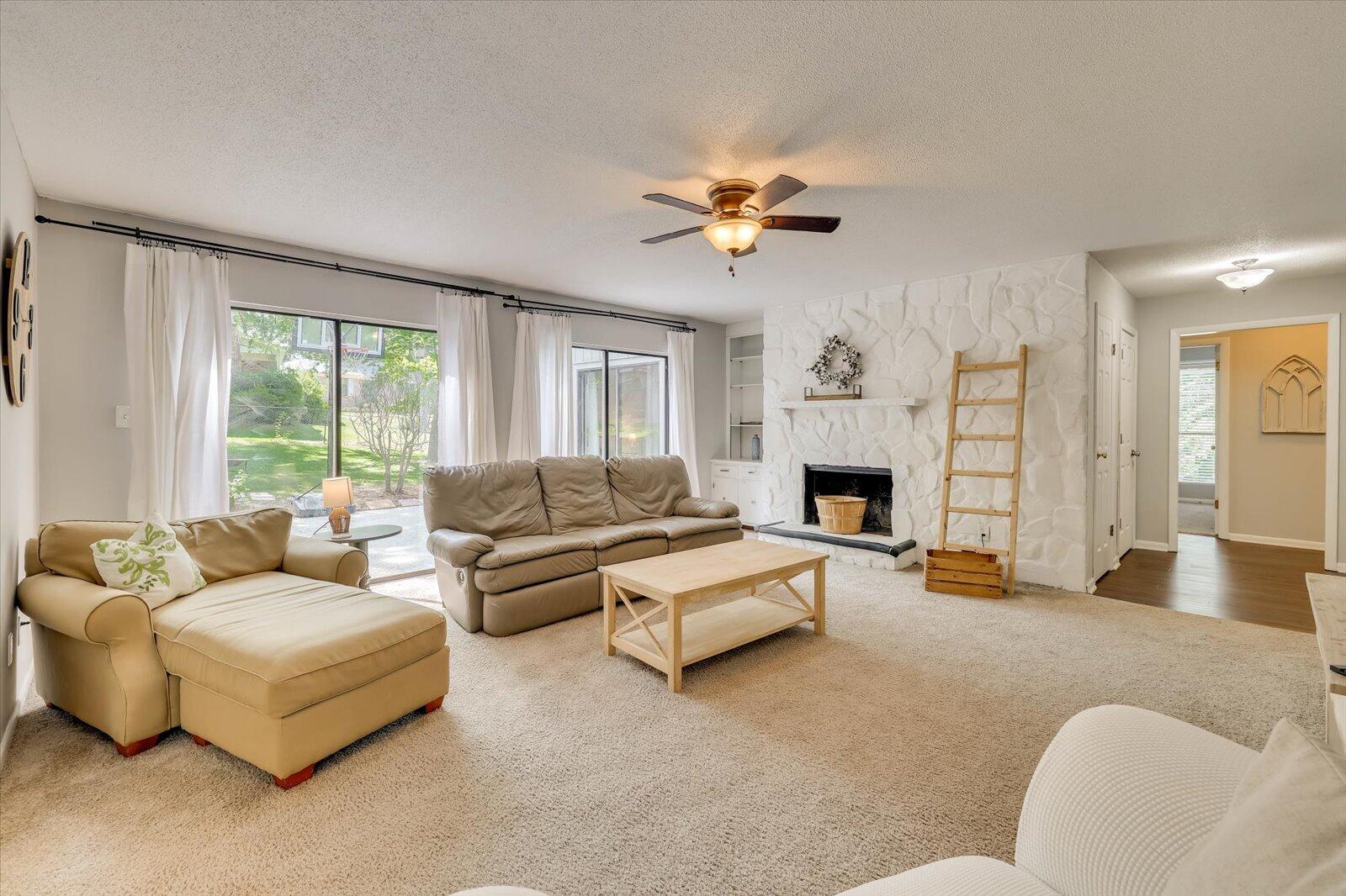 1218 RIVER RIDGE Drive