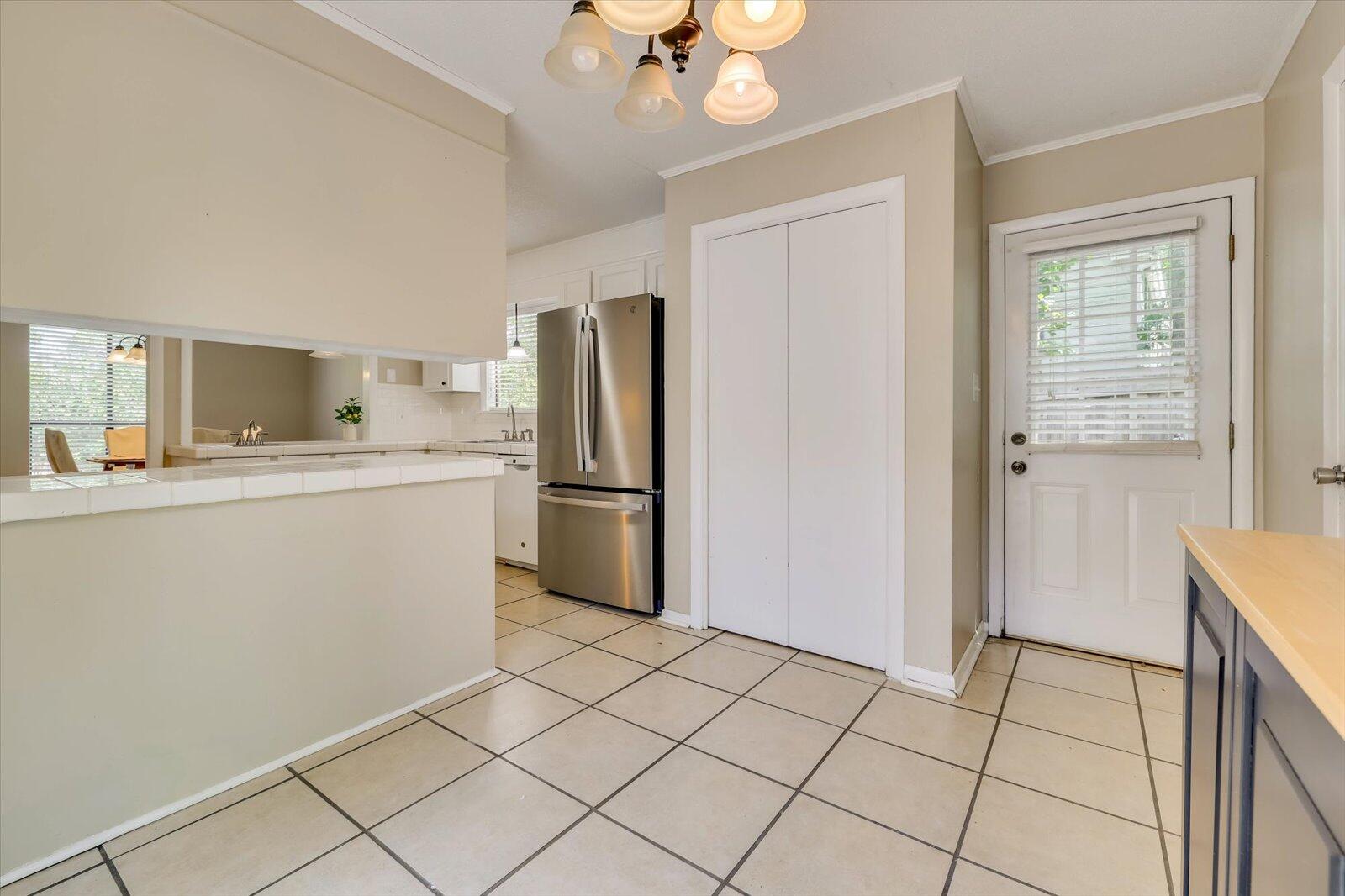 1218 RIVER RIDGE Drive