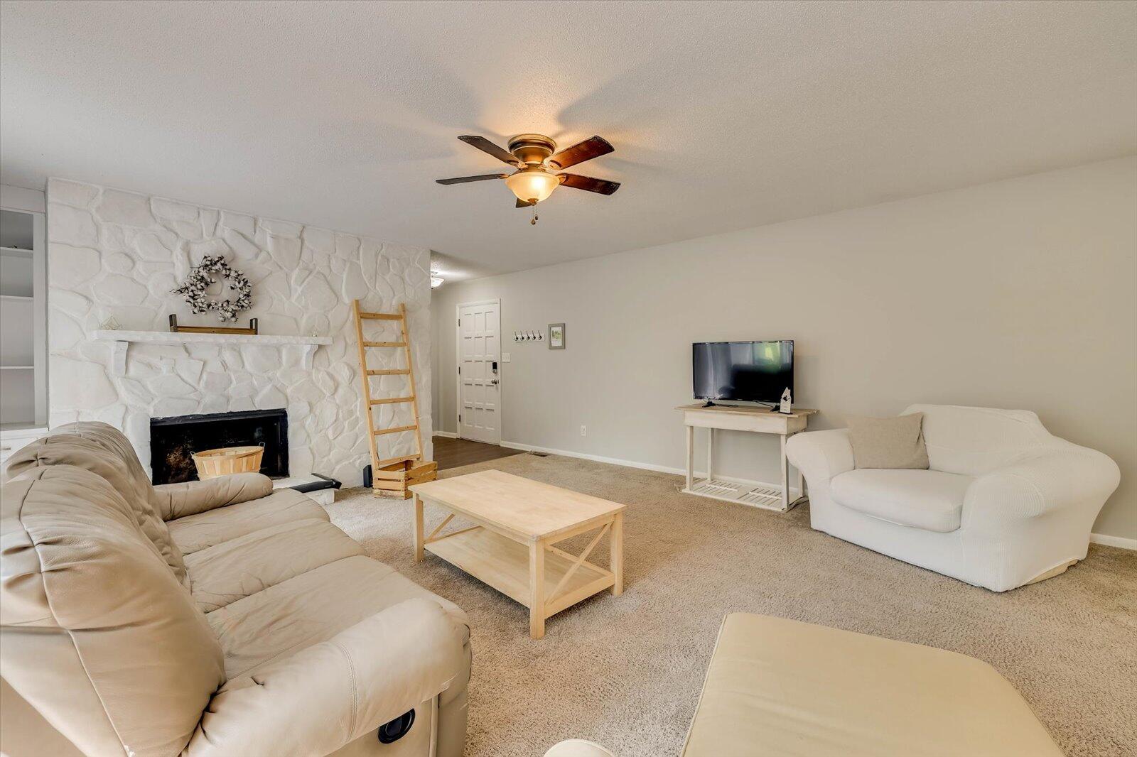 1218 RIVER RIDGE Drive