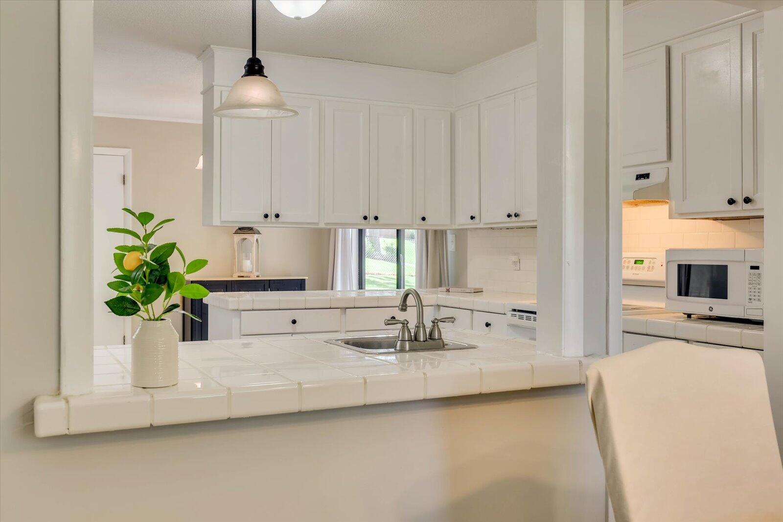 1218 RIVER RIDGE Drive