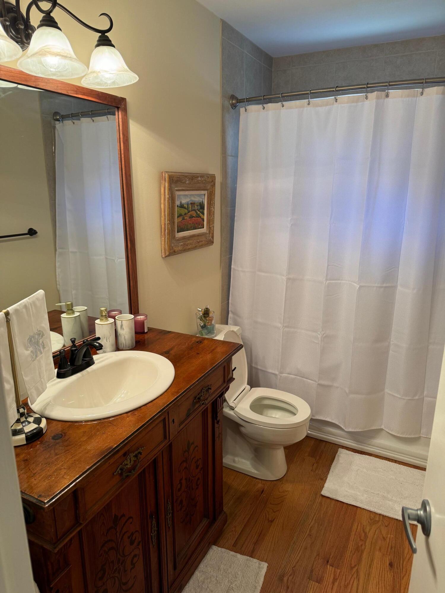 3113 EDINBURGH Drive