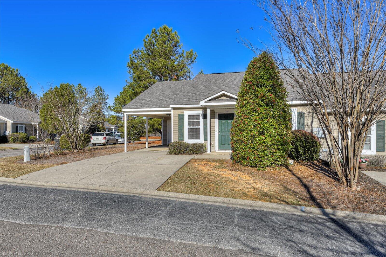 416 LONG NEEDLE Circle