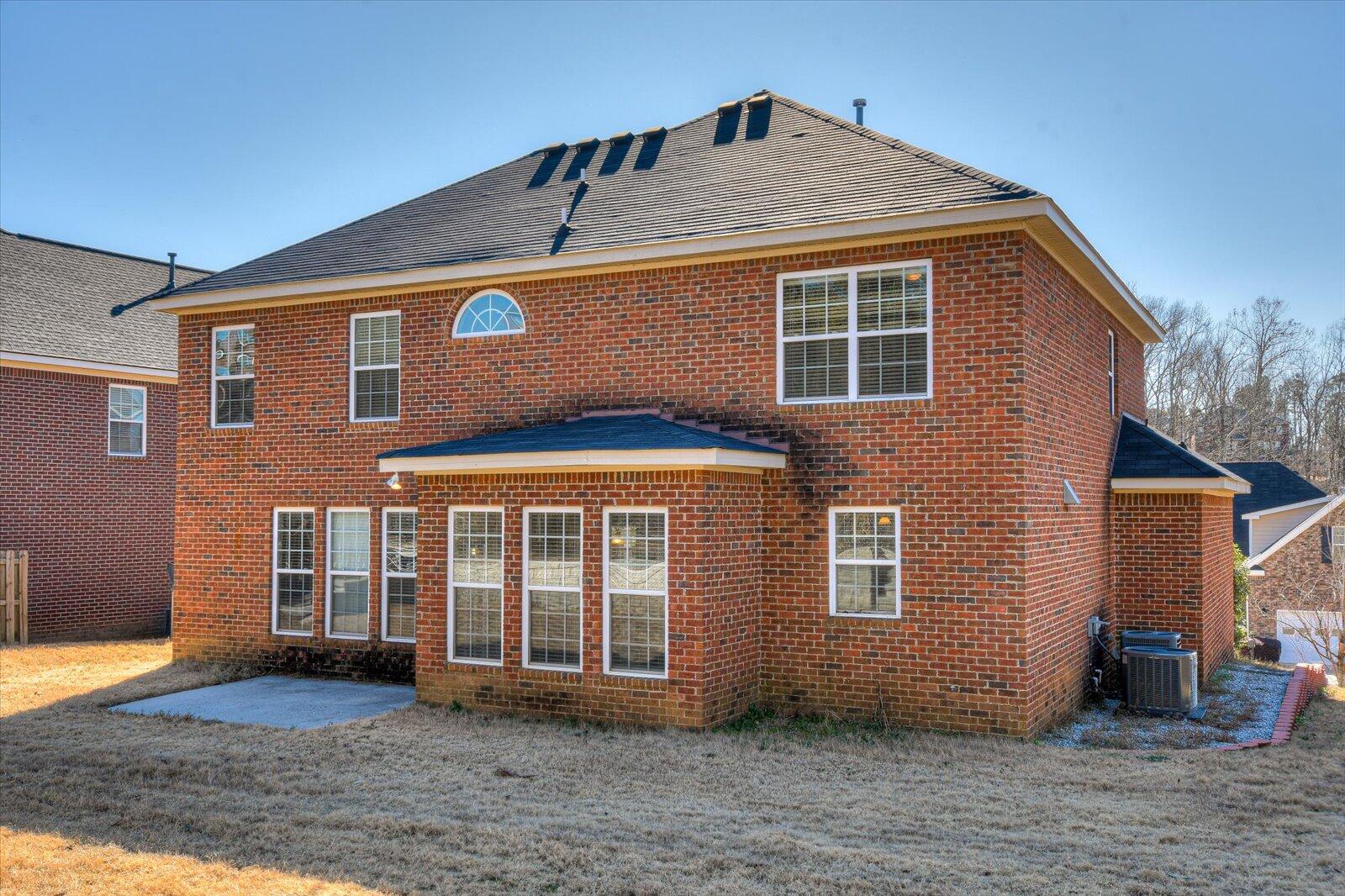 1650 JAMESTOWN Avenue