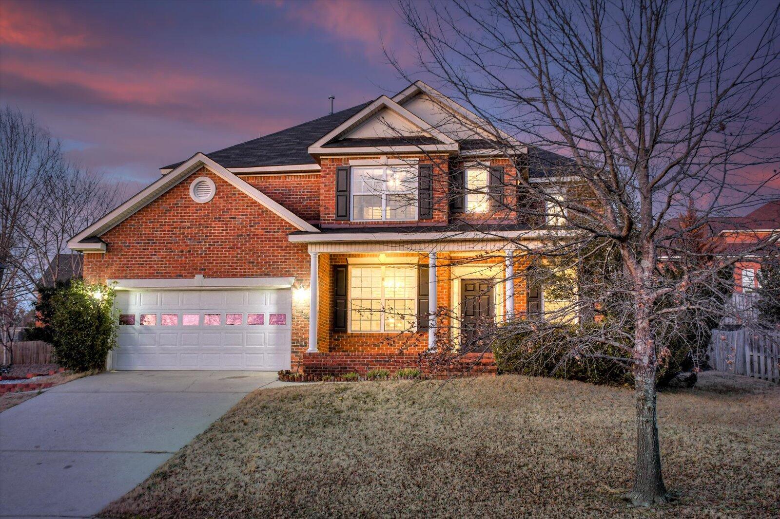 1650 JAMESTOWN Avenue