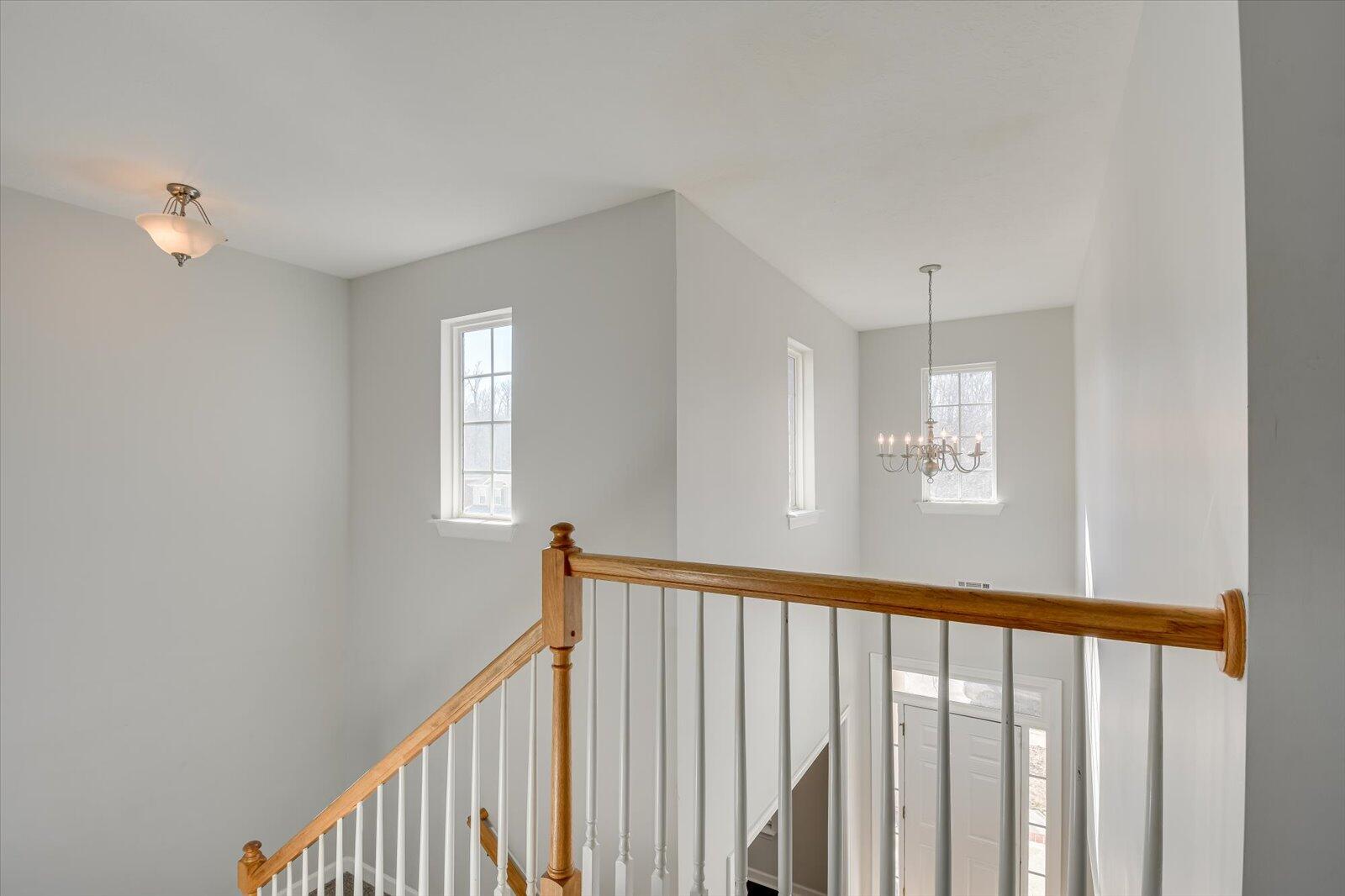 1650 JAMESTOWN Avenue