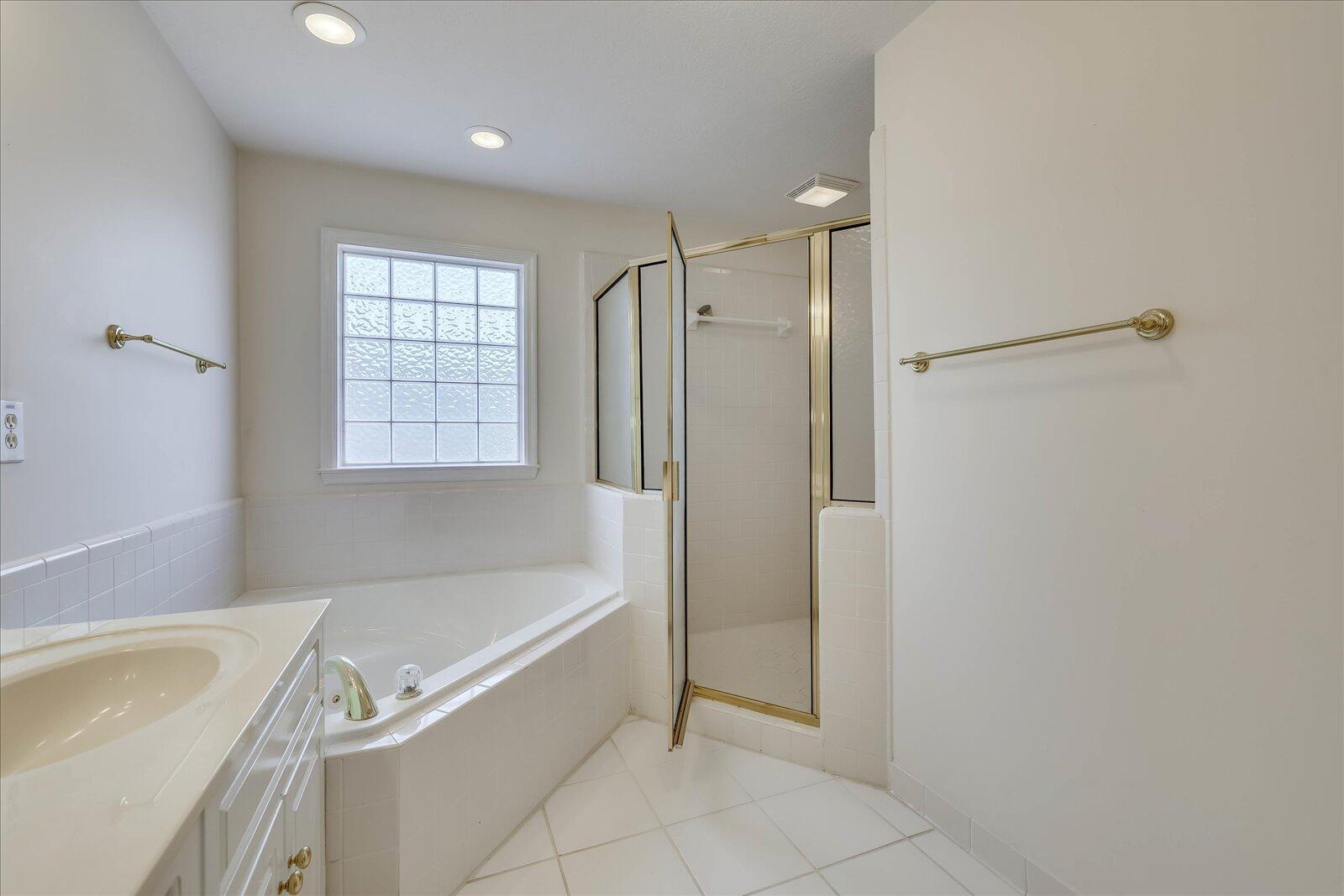 1224 HARDY POINTE Drive