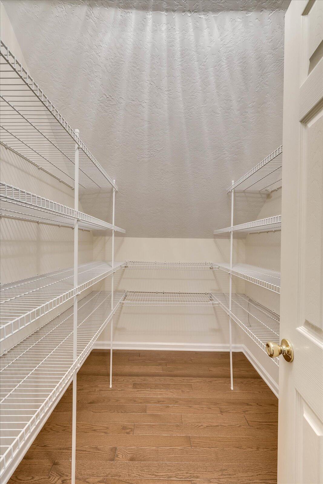 1224 HARDY POINTE Drive