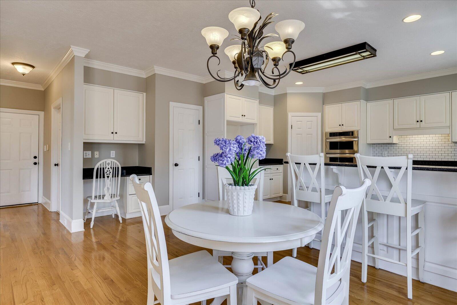 1224 HARDY POINTE Drive