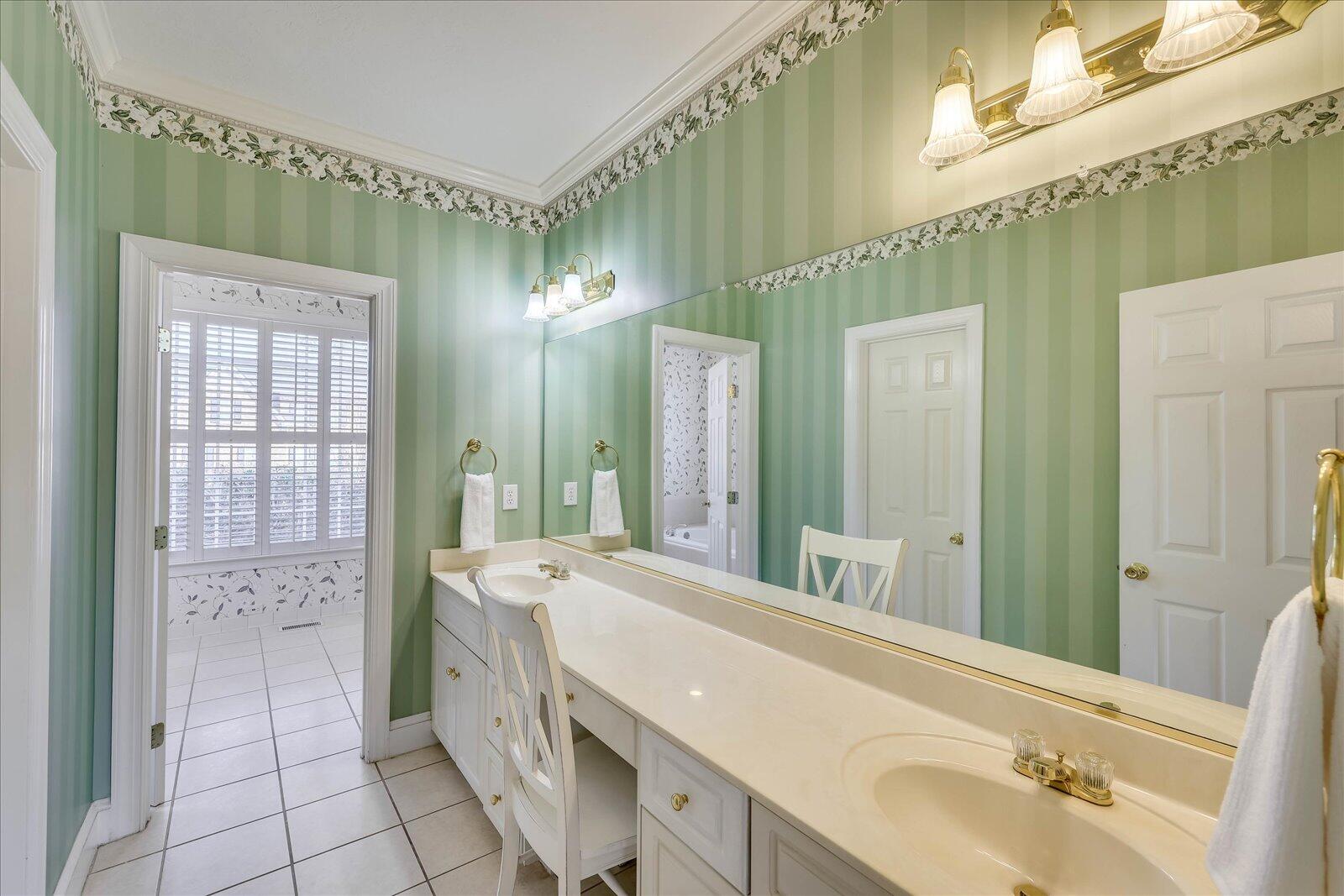 1224 HARDY POINTE Drive