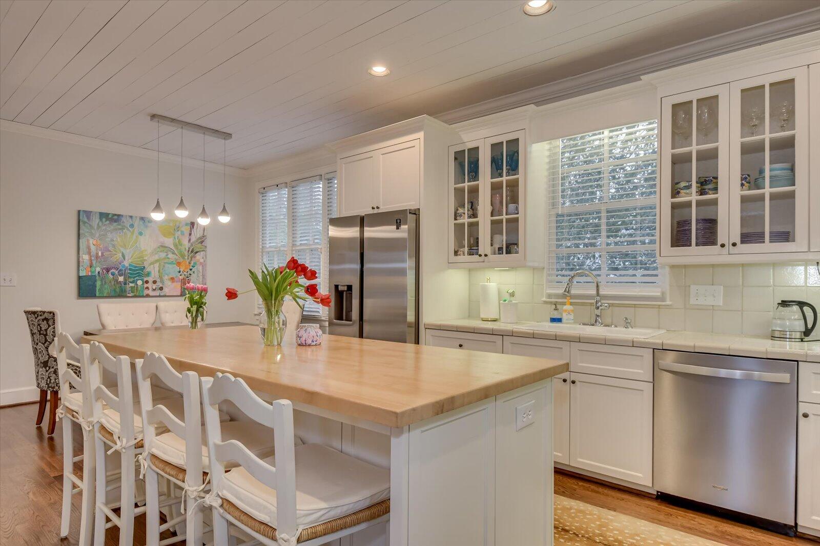 2468 MCDOWELL Street