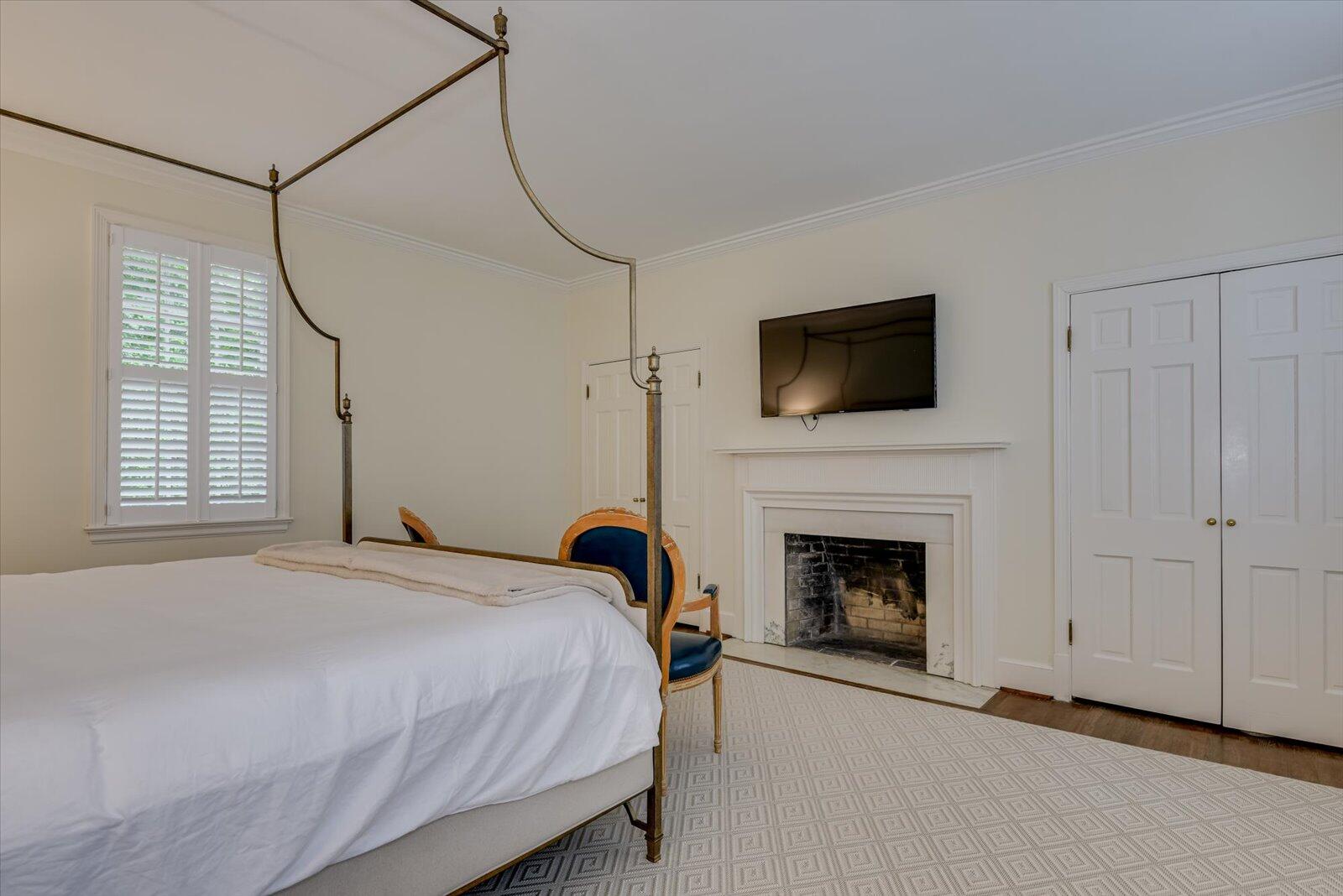 3017 FOX SPRING Road