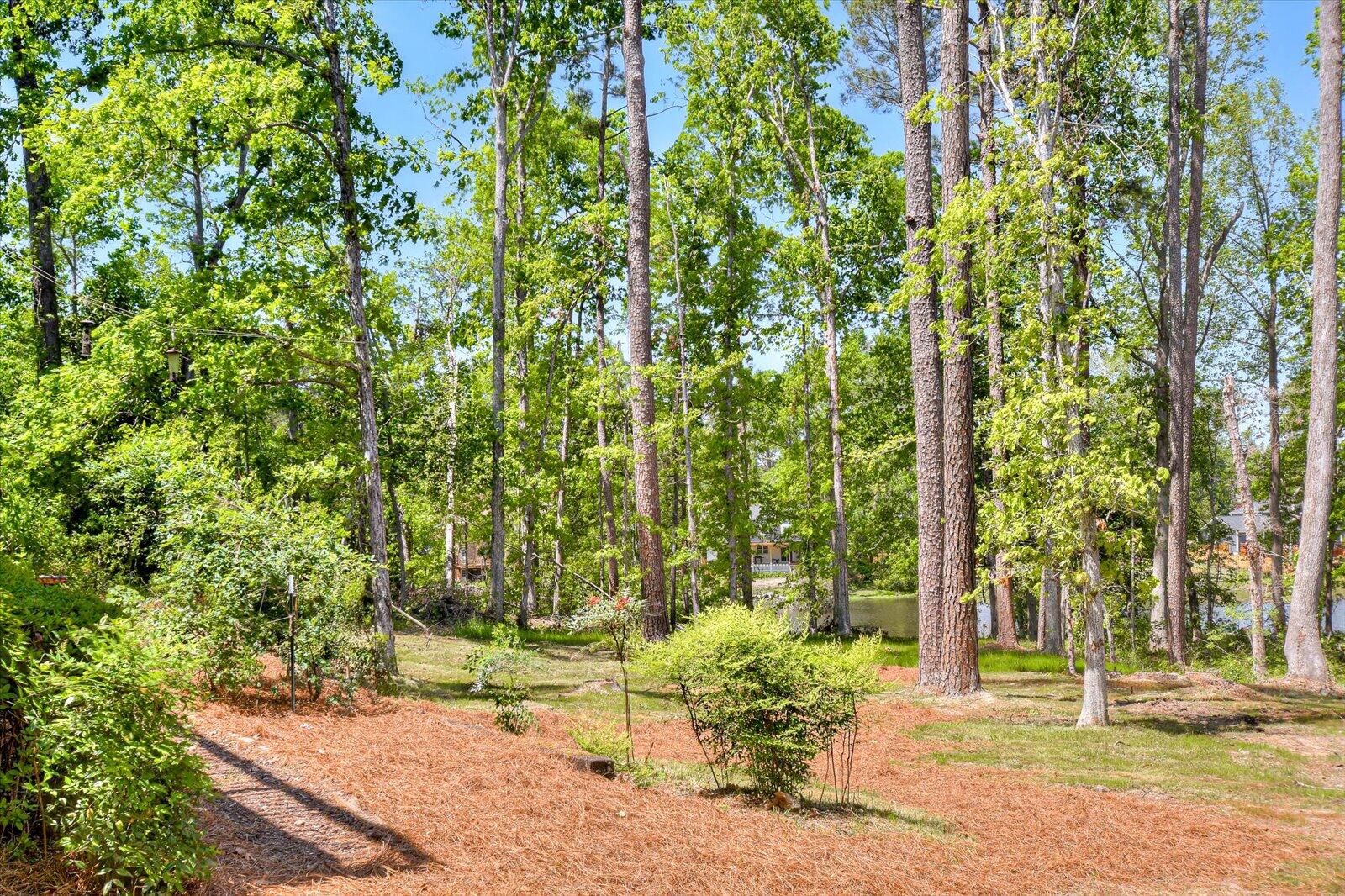 4196 N KNOLLCREST Circle