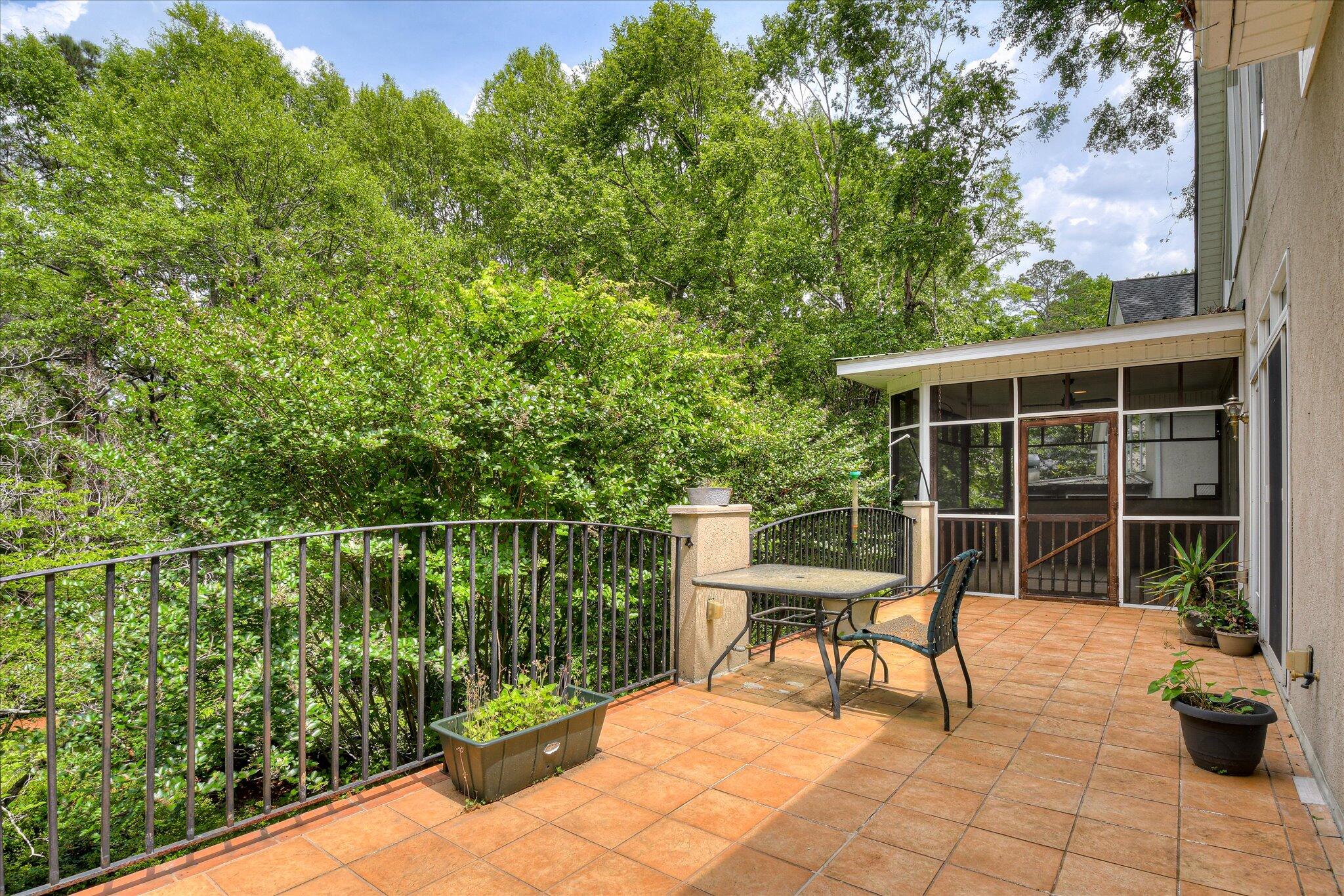 12 SHADOWBROOK Circle