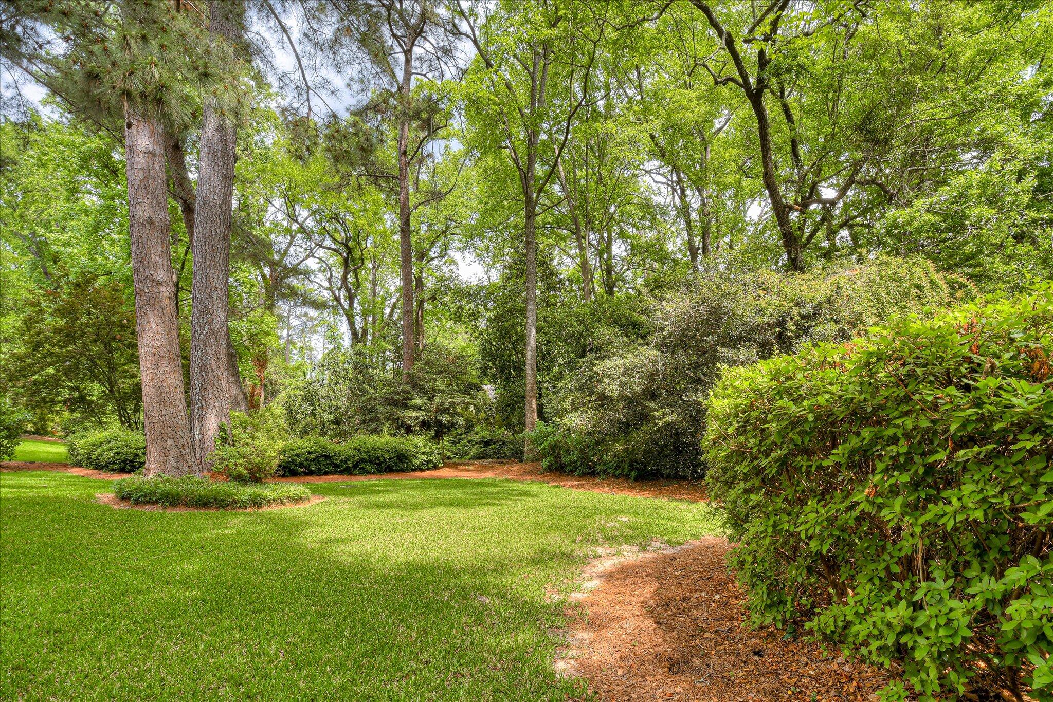 12 SHADOWBROOK Circle