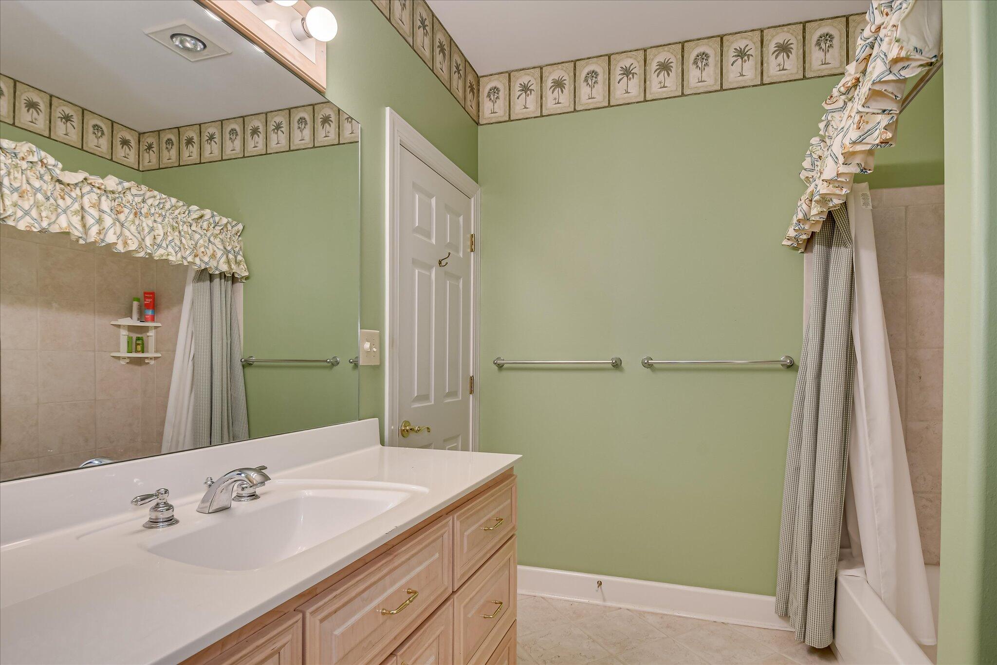 12 SHADOWBROOK Circle