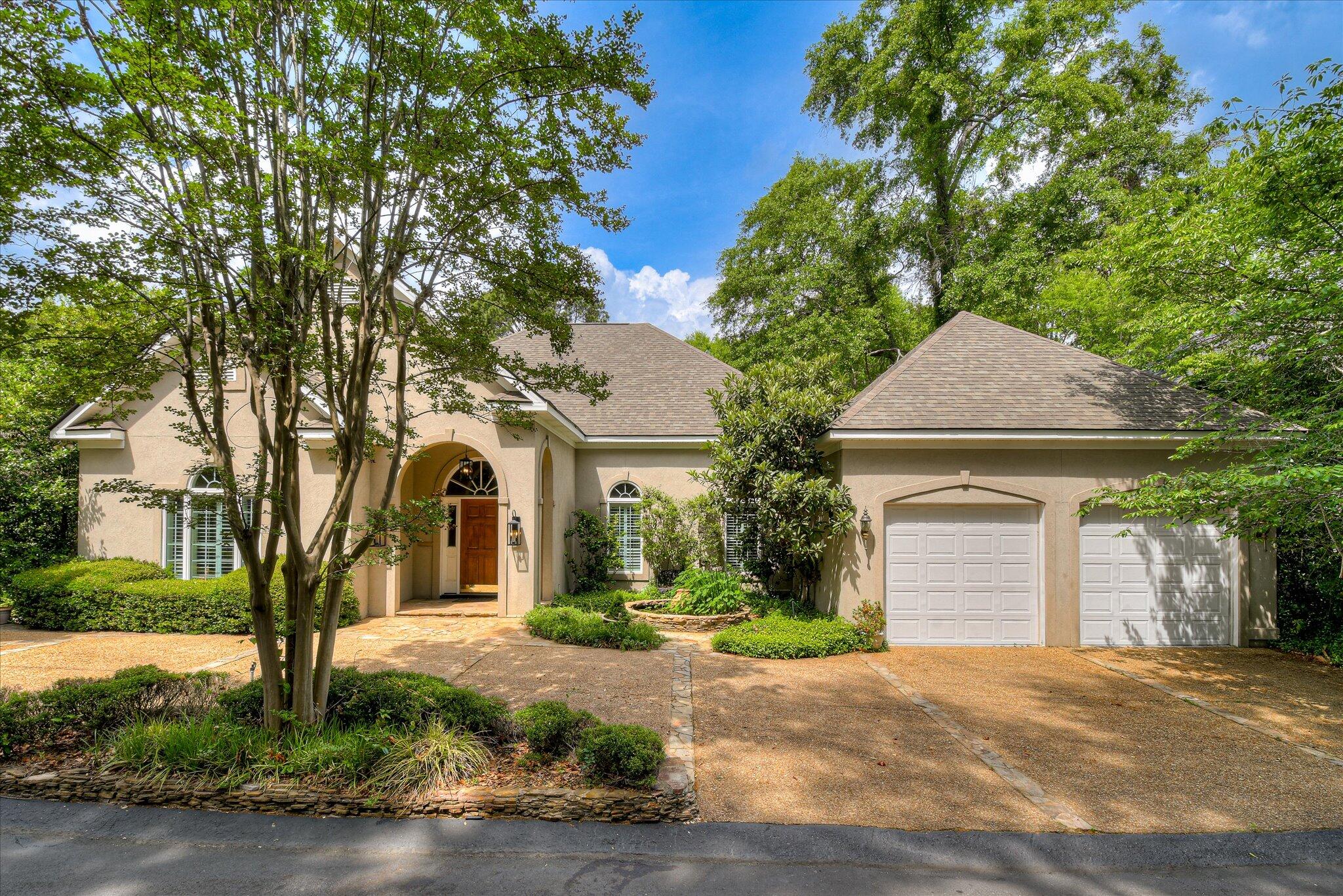 12 SHADOWBROOK Circle