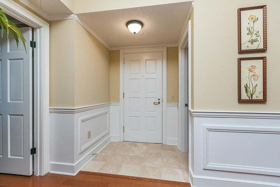1 SEVENTH ST Street, 1202
