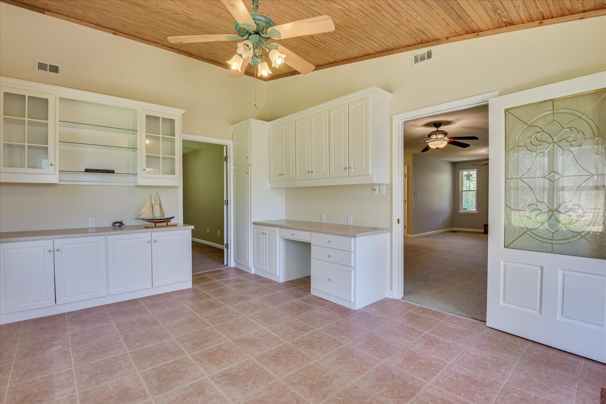 307 Candlewood Drive