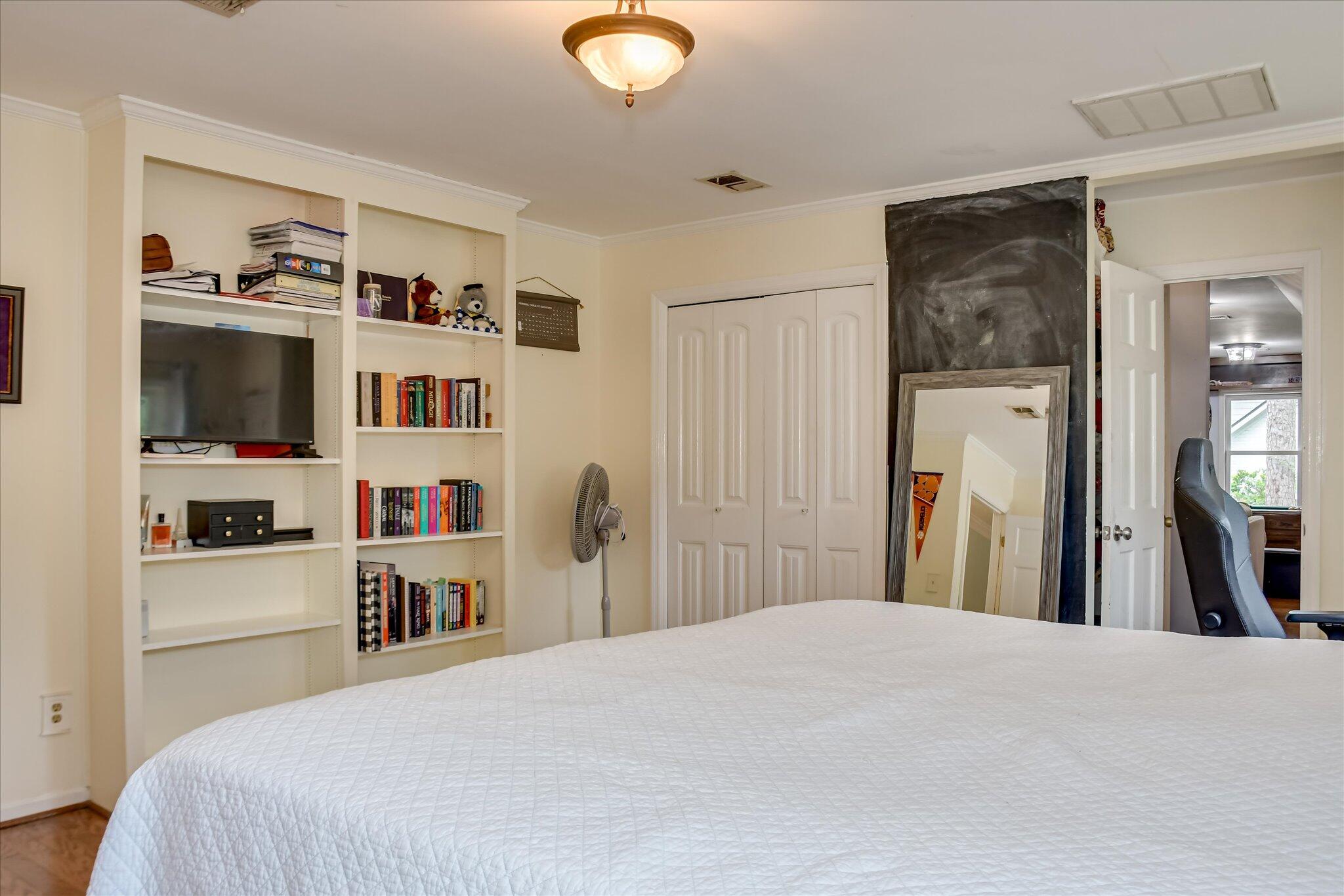 710 Somerset Way Way