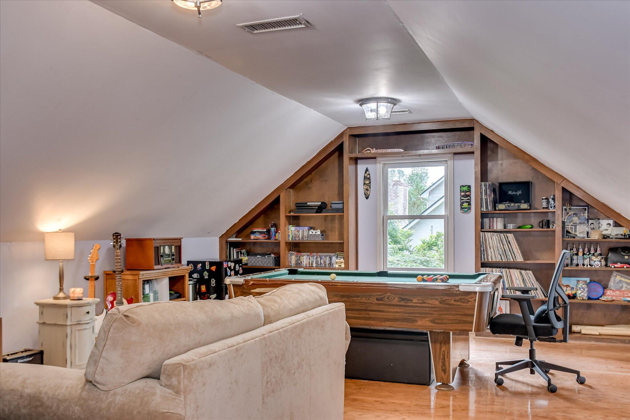 710 Somerset Way Way