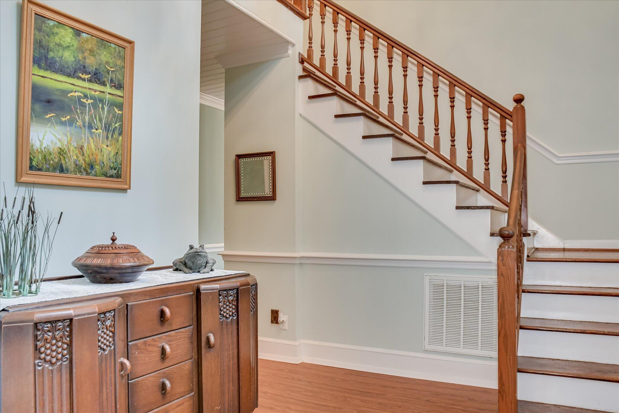 710 Somerset Way Way