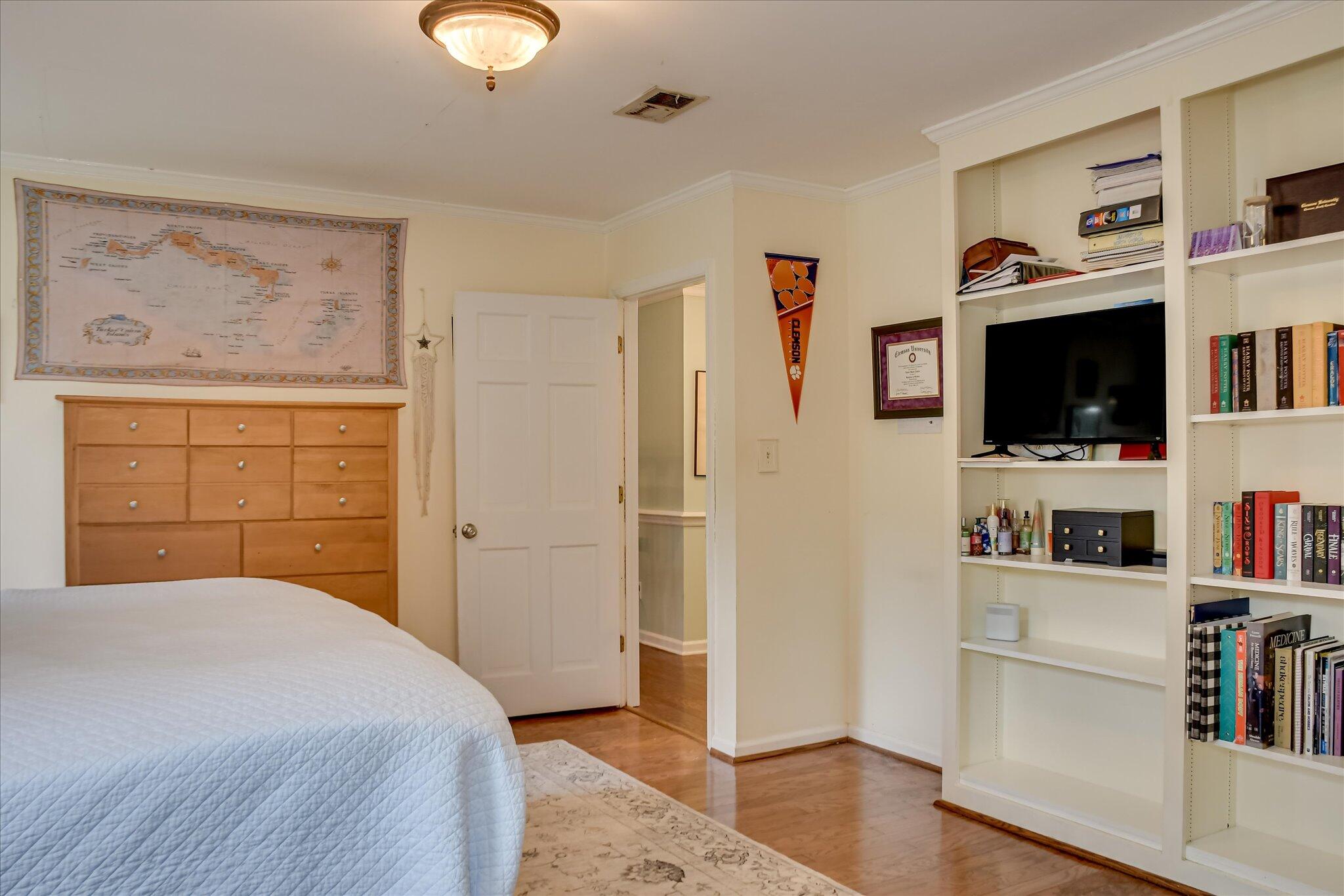 710 Somerset Way Way