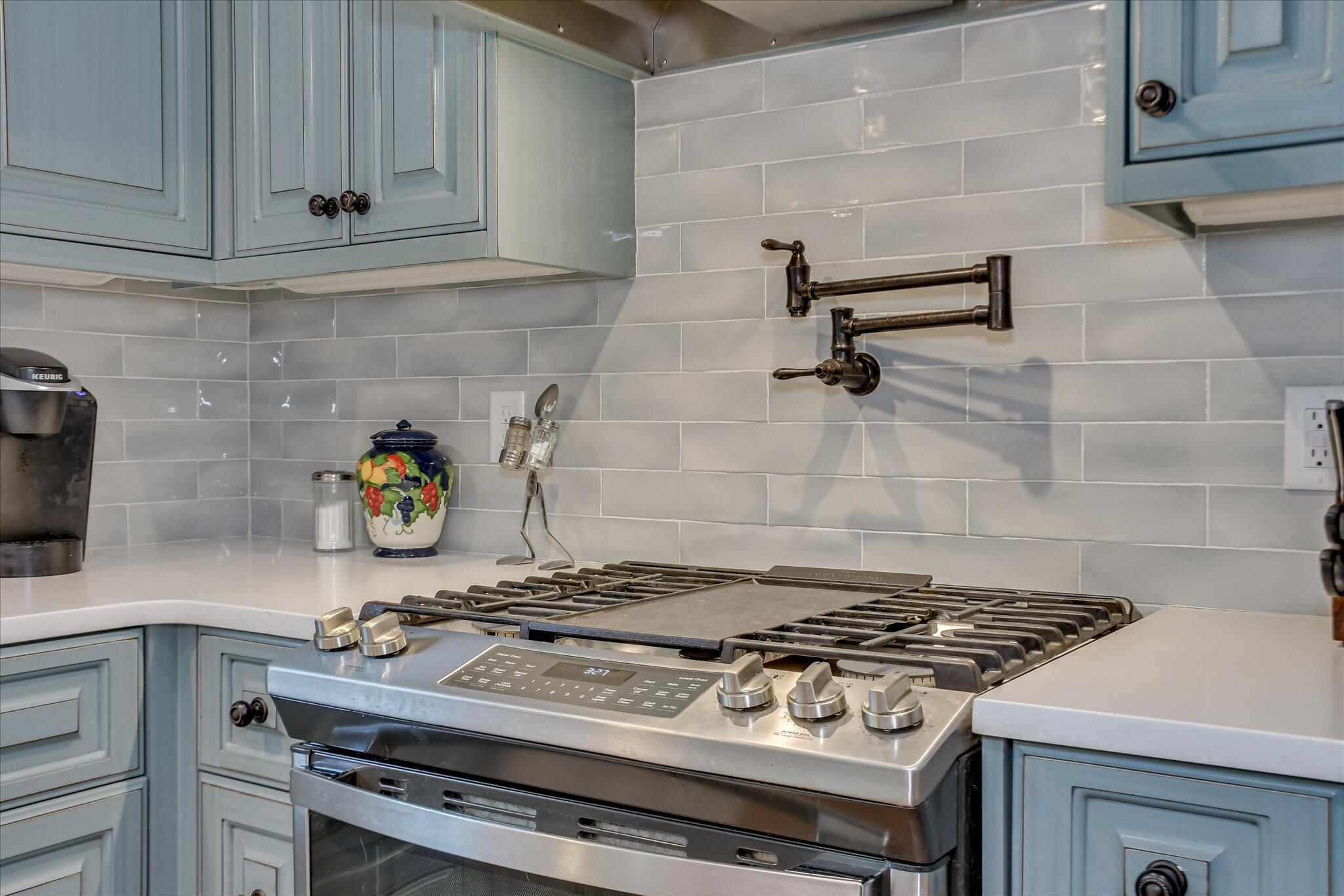 710 Somerset Way Way