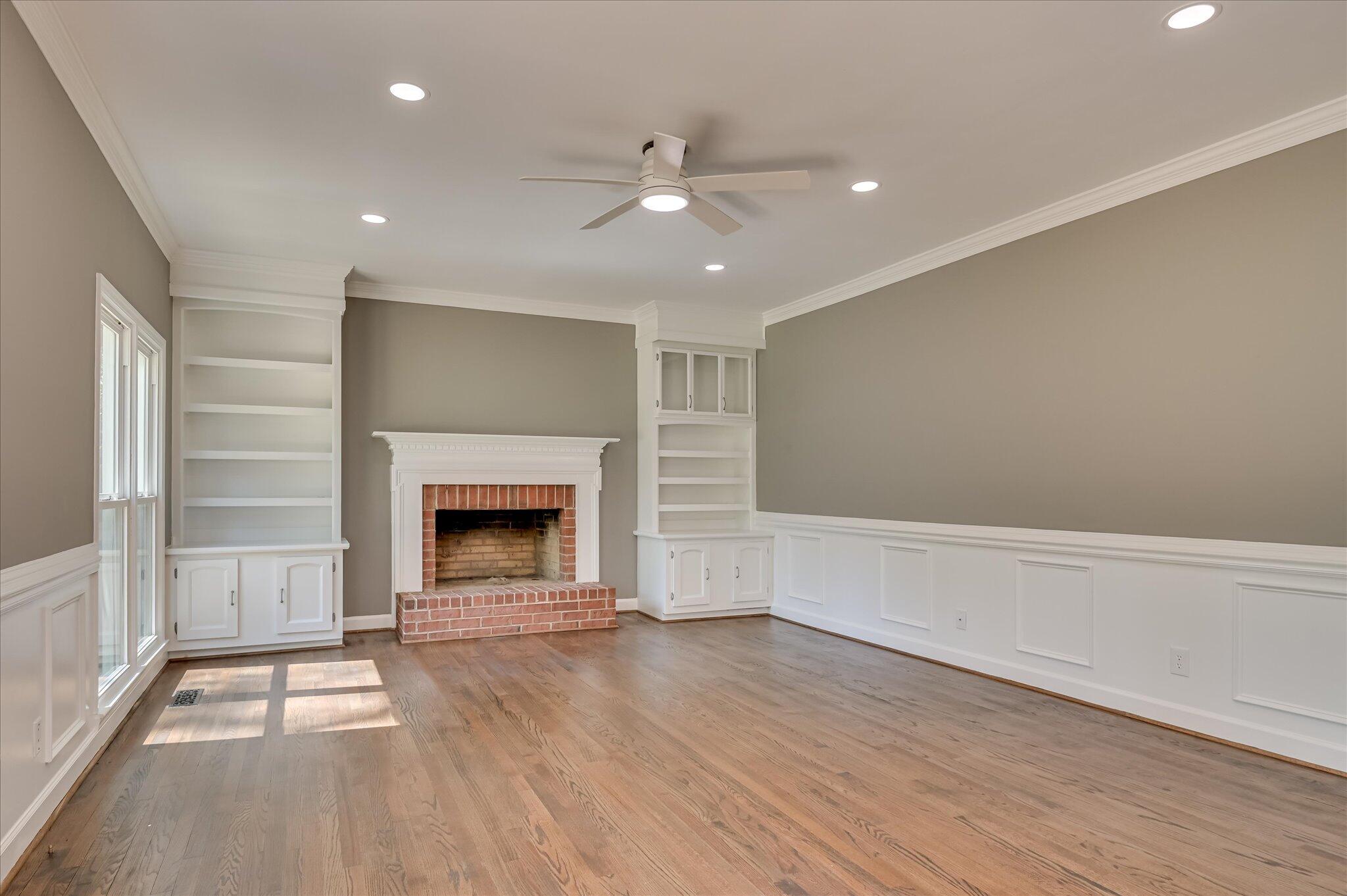 4 Shadowmoor Court