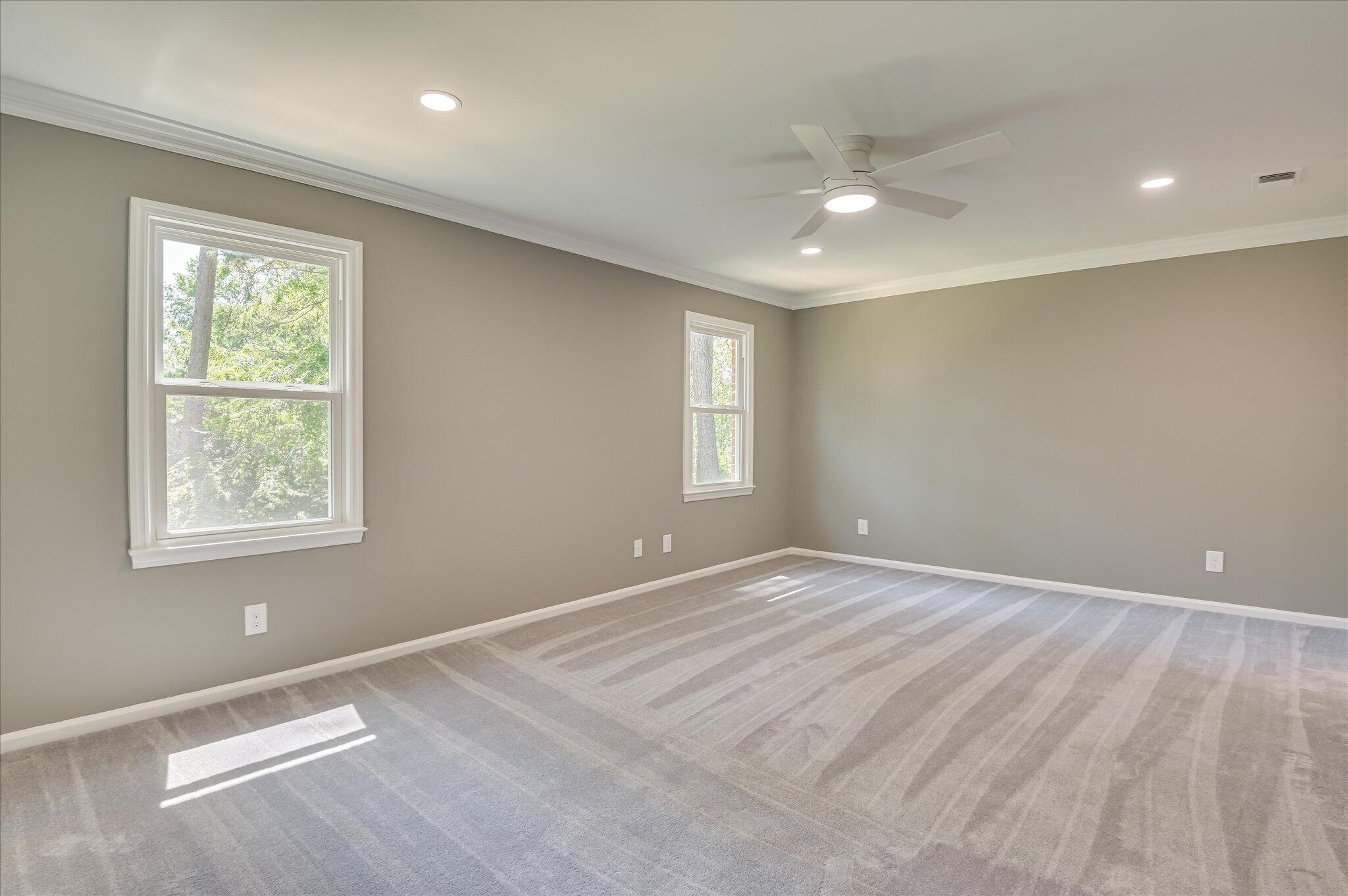 4 Shadowmoor Court