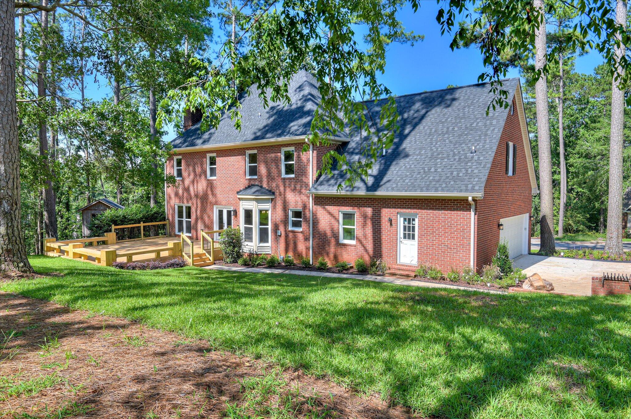 4 Shadowmoor Court