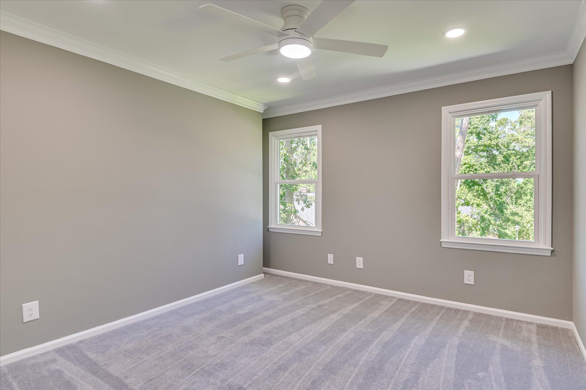 4 Shadowmoor Court
