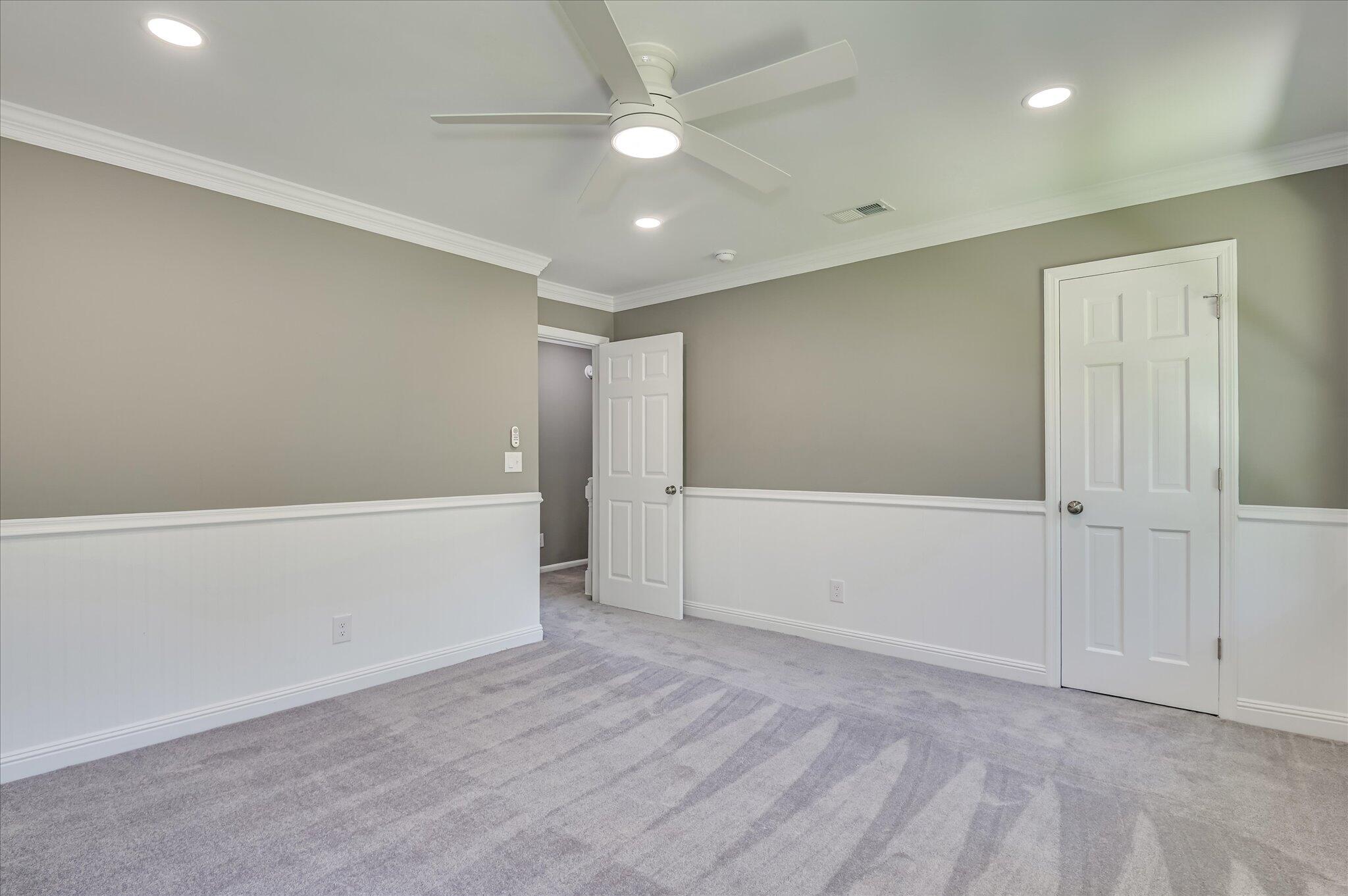 4 Shadowmoor Court