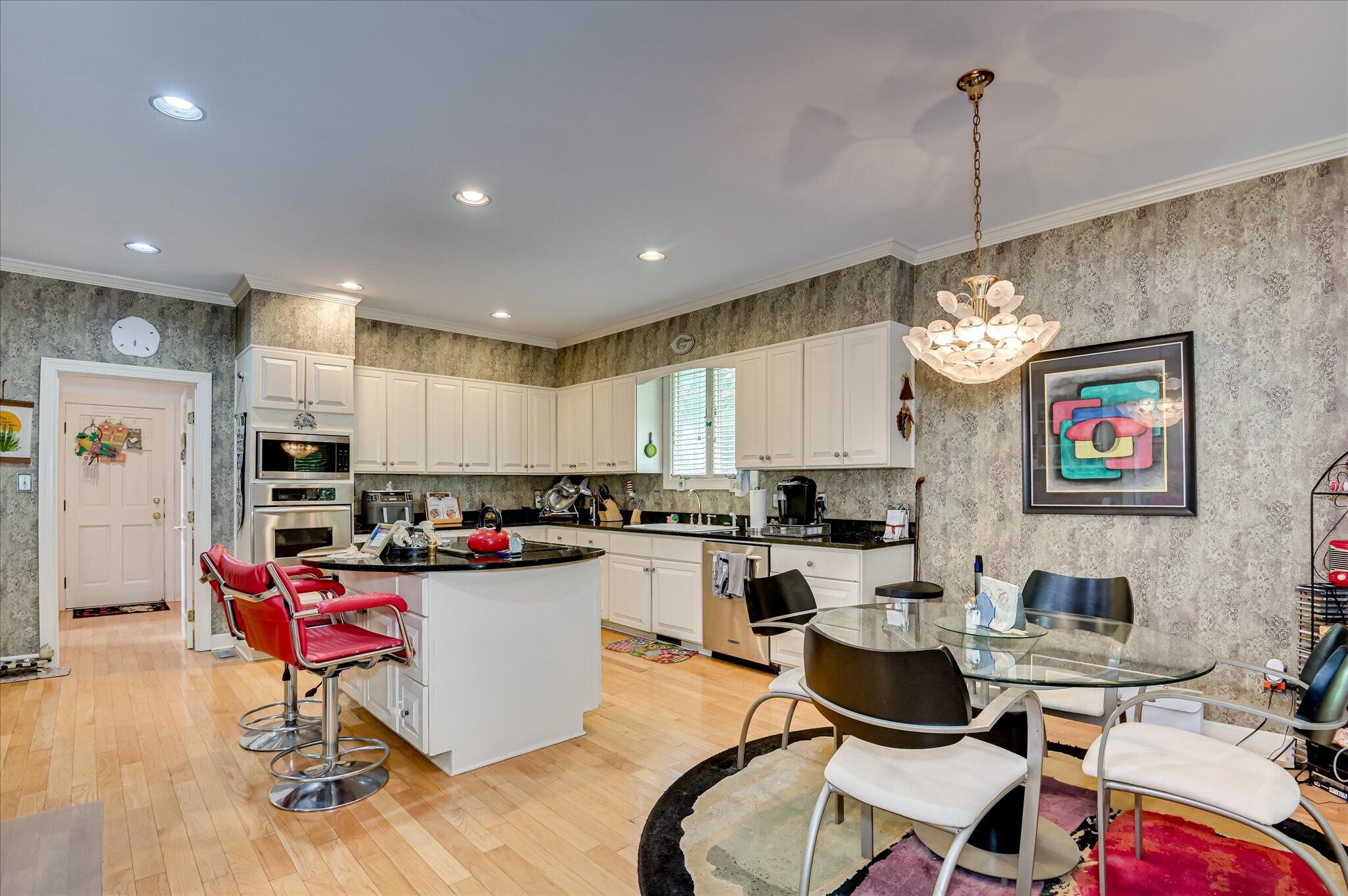 3725 Wexford Drive