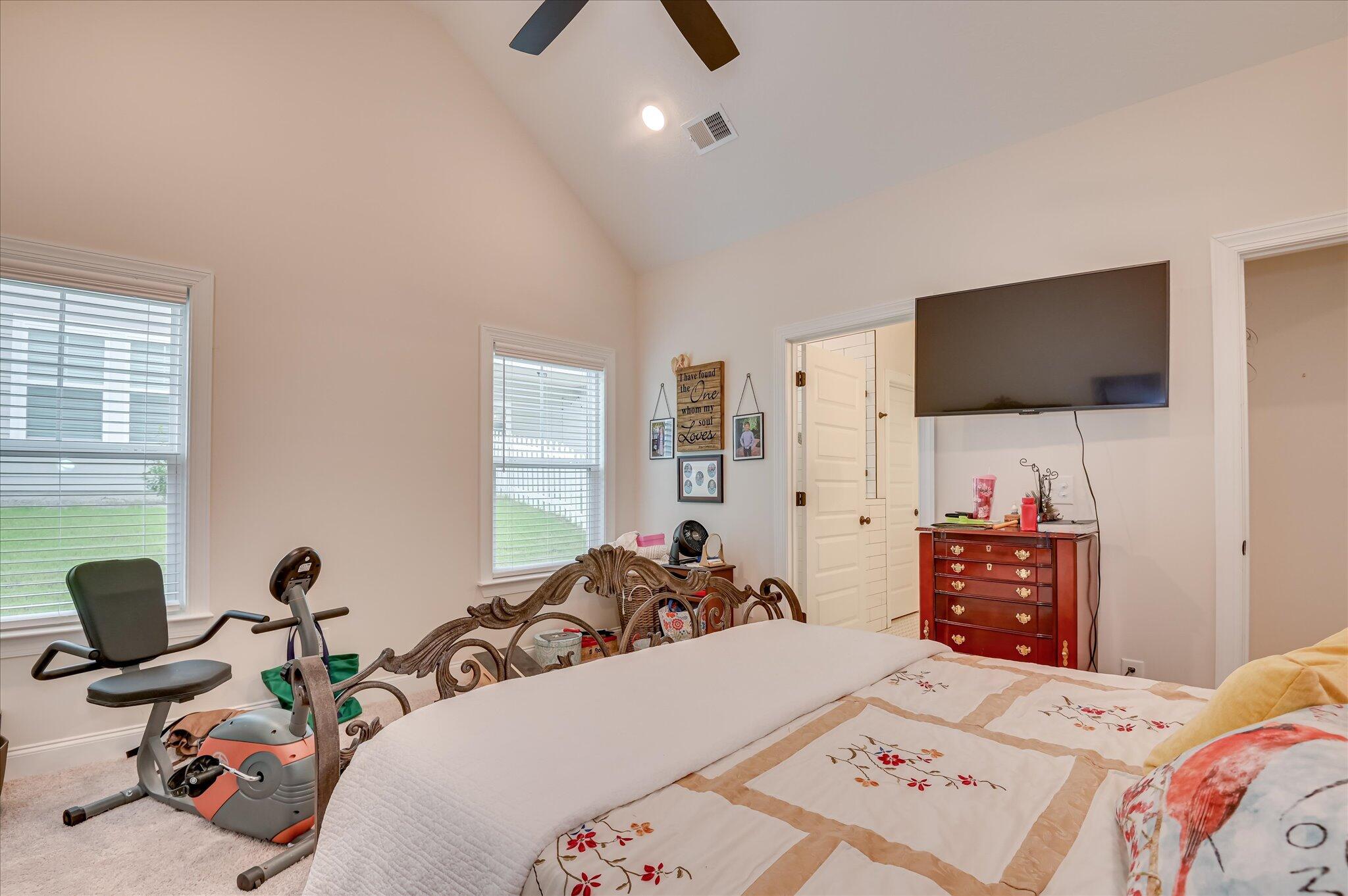 911 Sandpiper Crossing