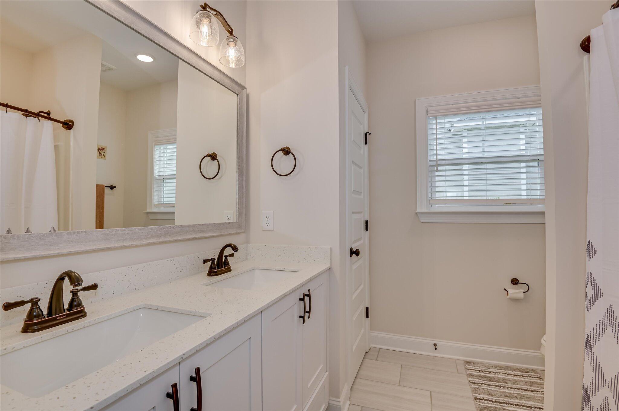 911 Sandpiper Crossing