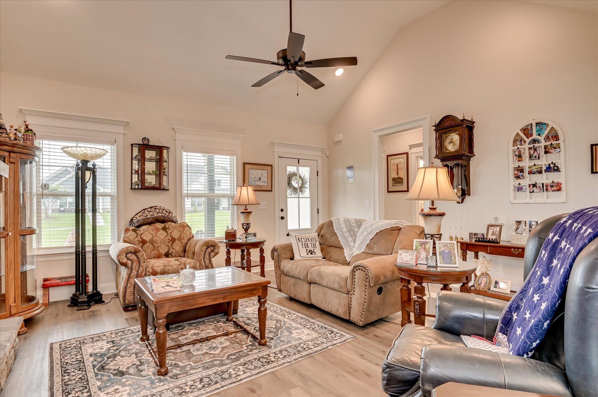 911 Sandpiper Crossing