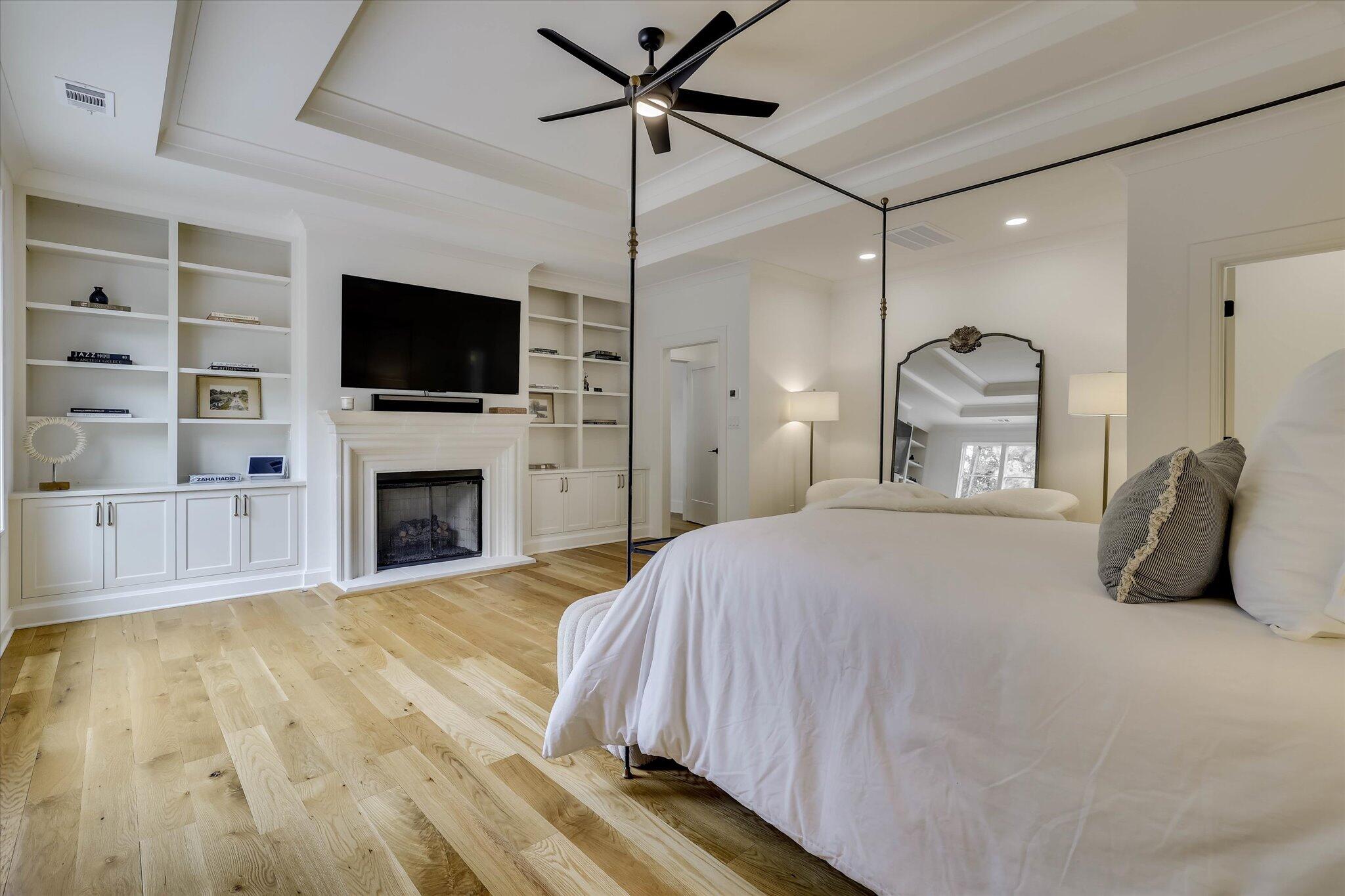 704 River Island Court