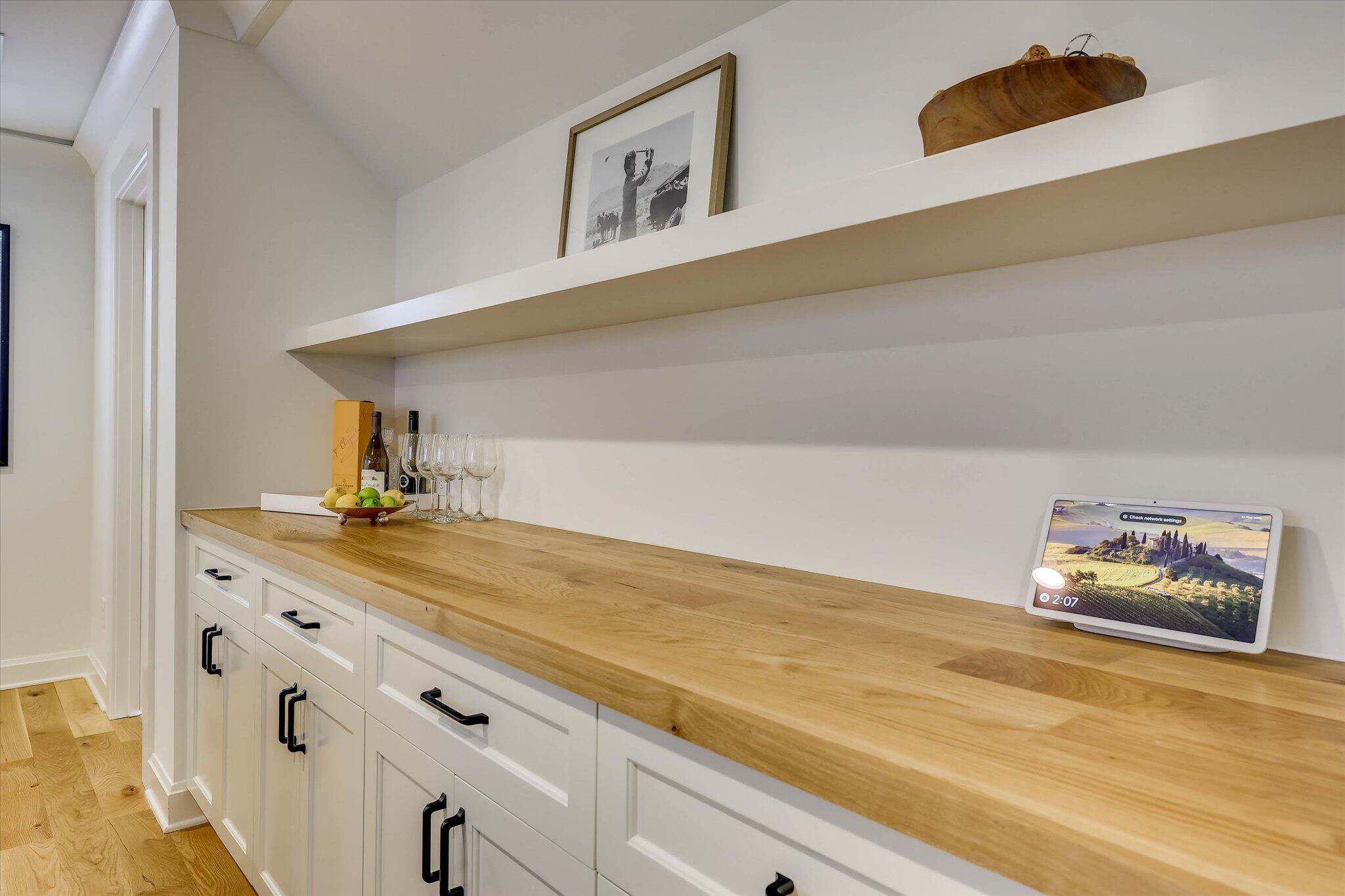 704 River Island Court