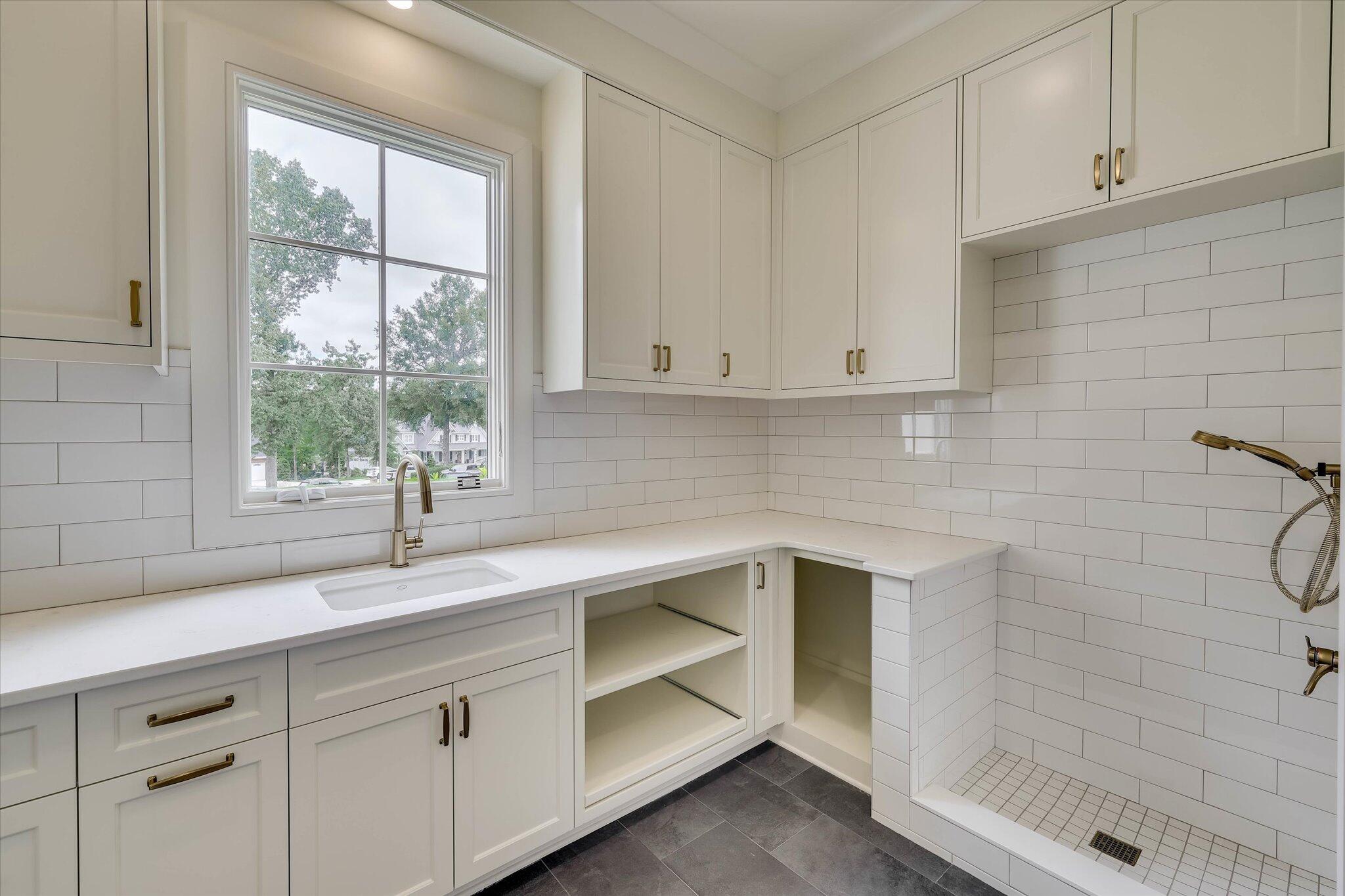 704 River Island Court