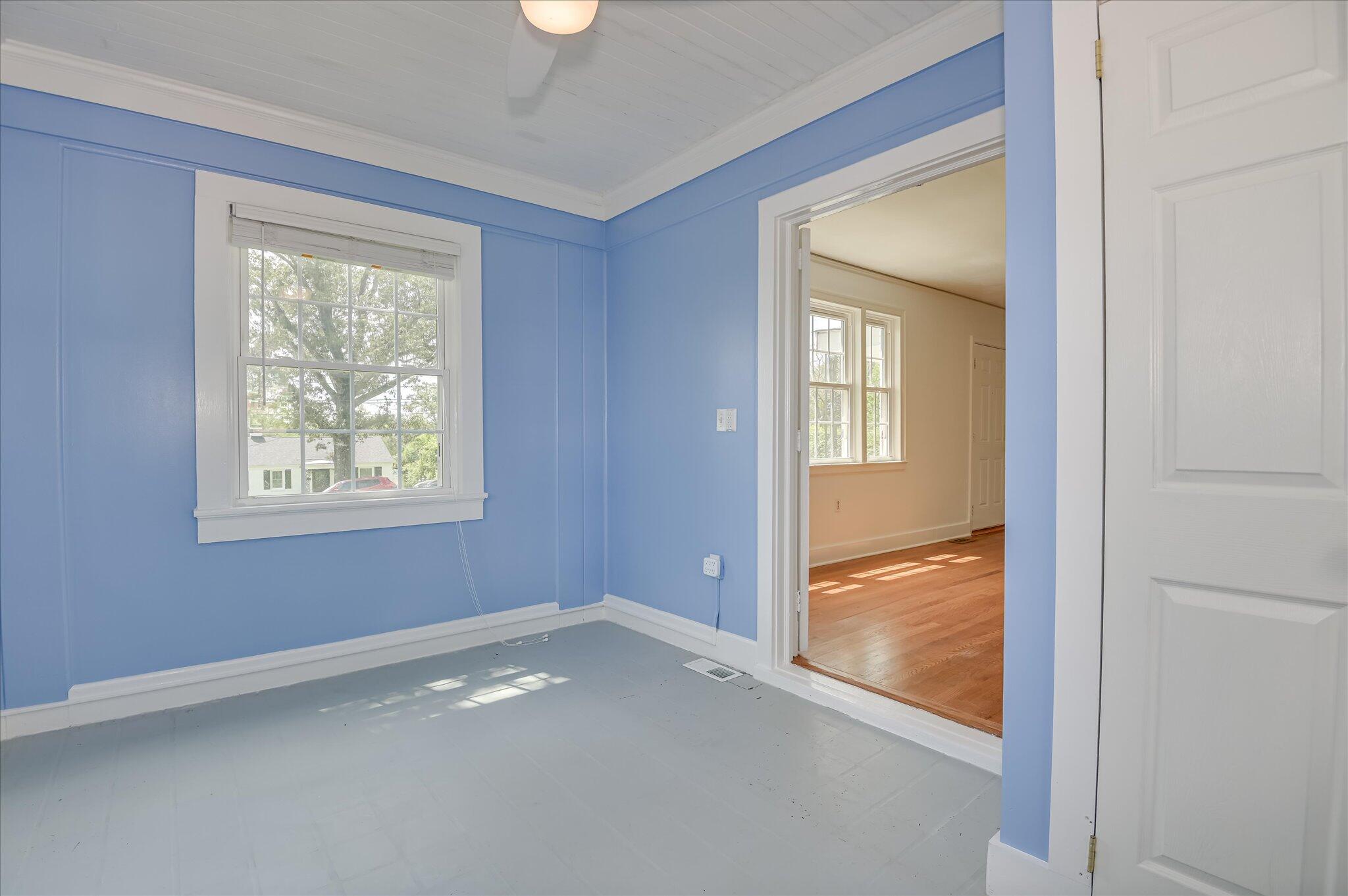 2213 Breckenbridge Avenue