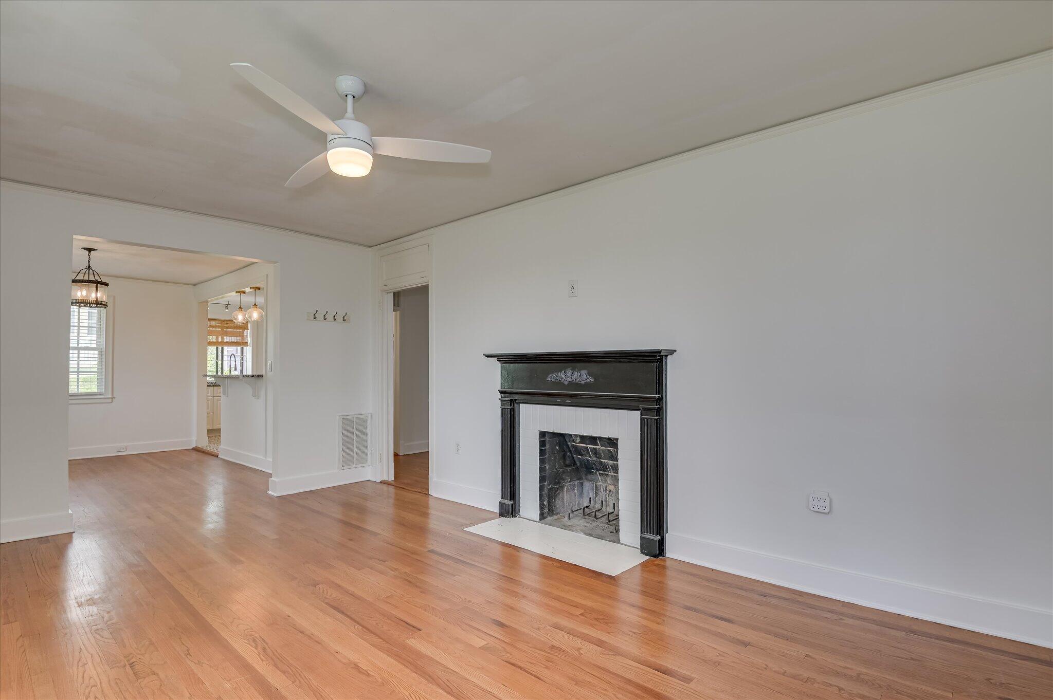 2213 Breckenbridge Avenue