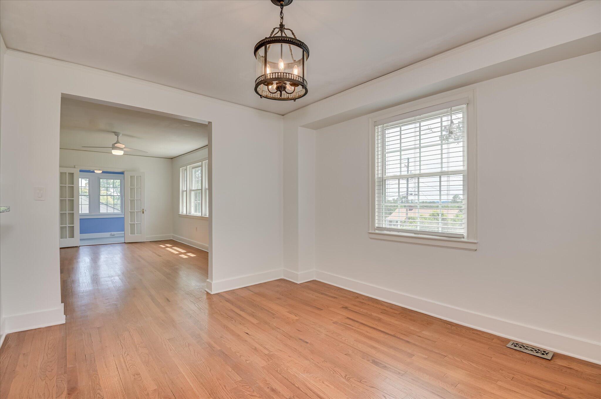 2213 Breckenbridge Avenue