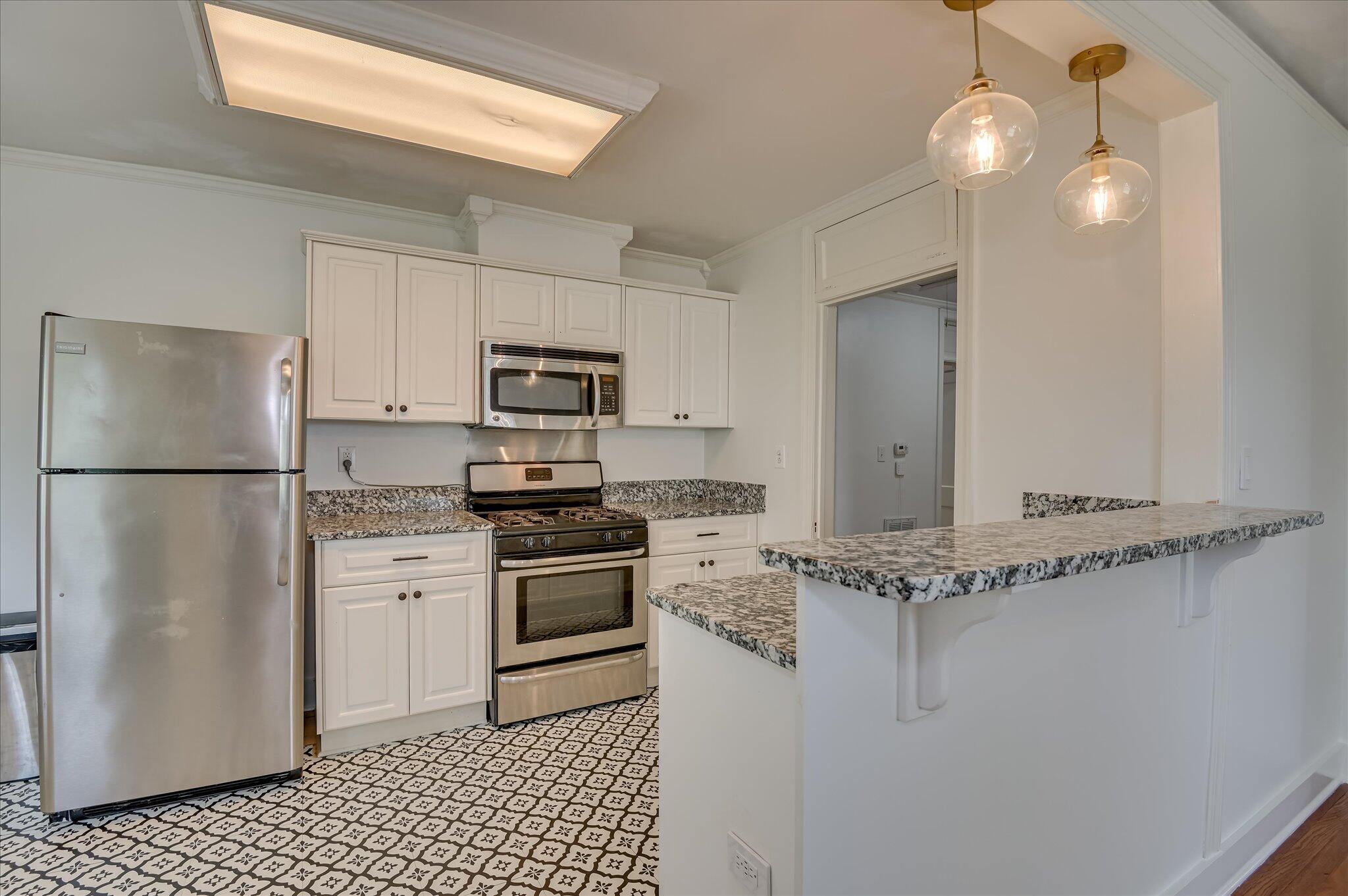 2213 Breckenbridge Avenue