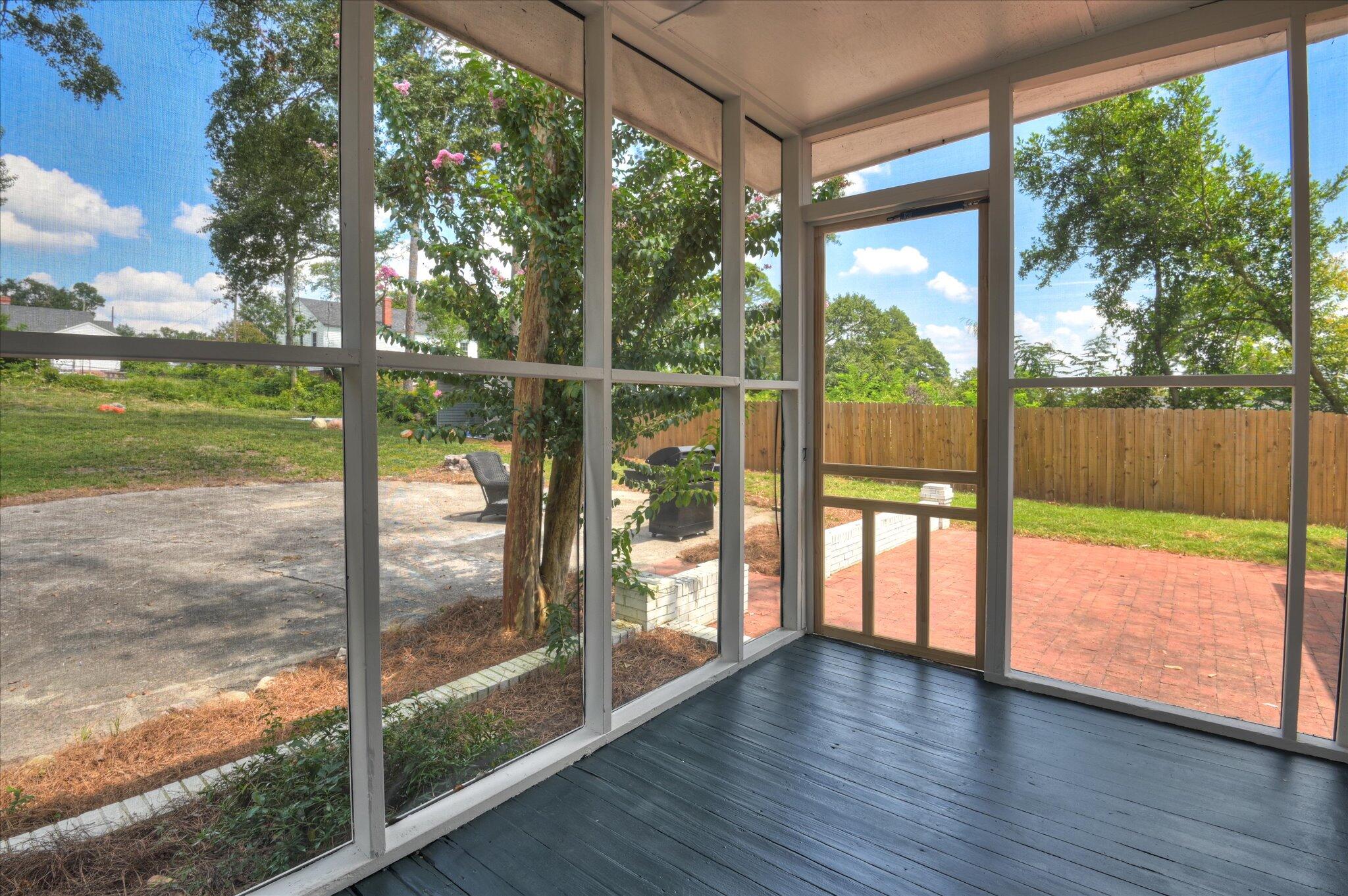 2213 Breckenbridge Avenue