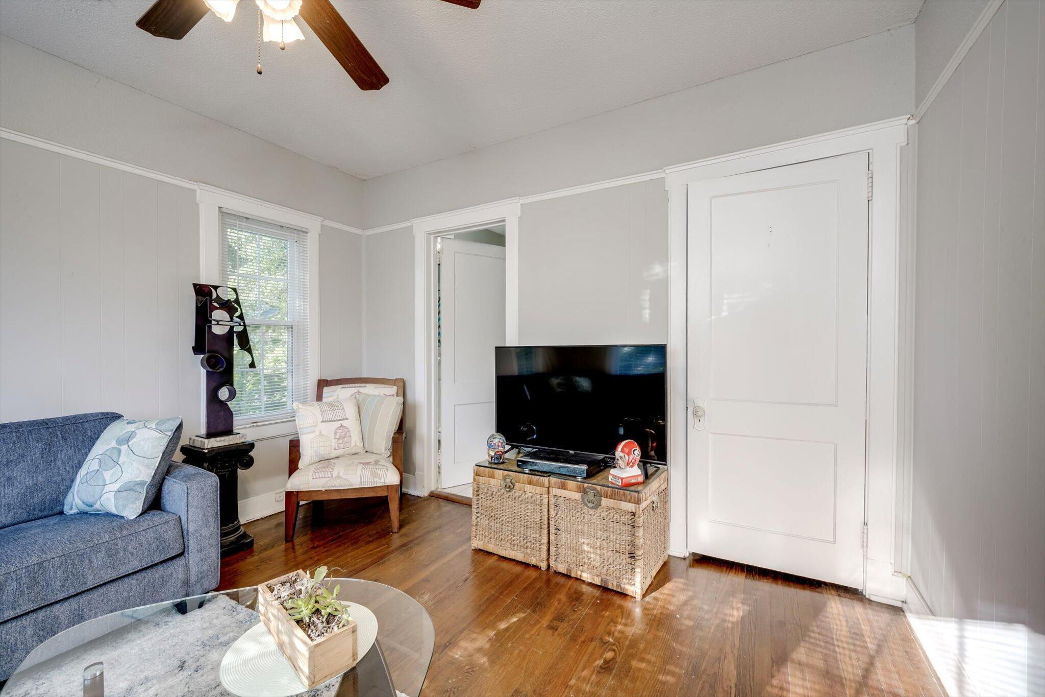 2607 Mckibben Street